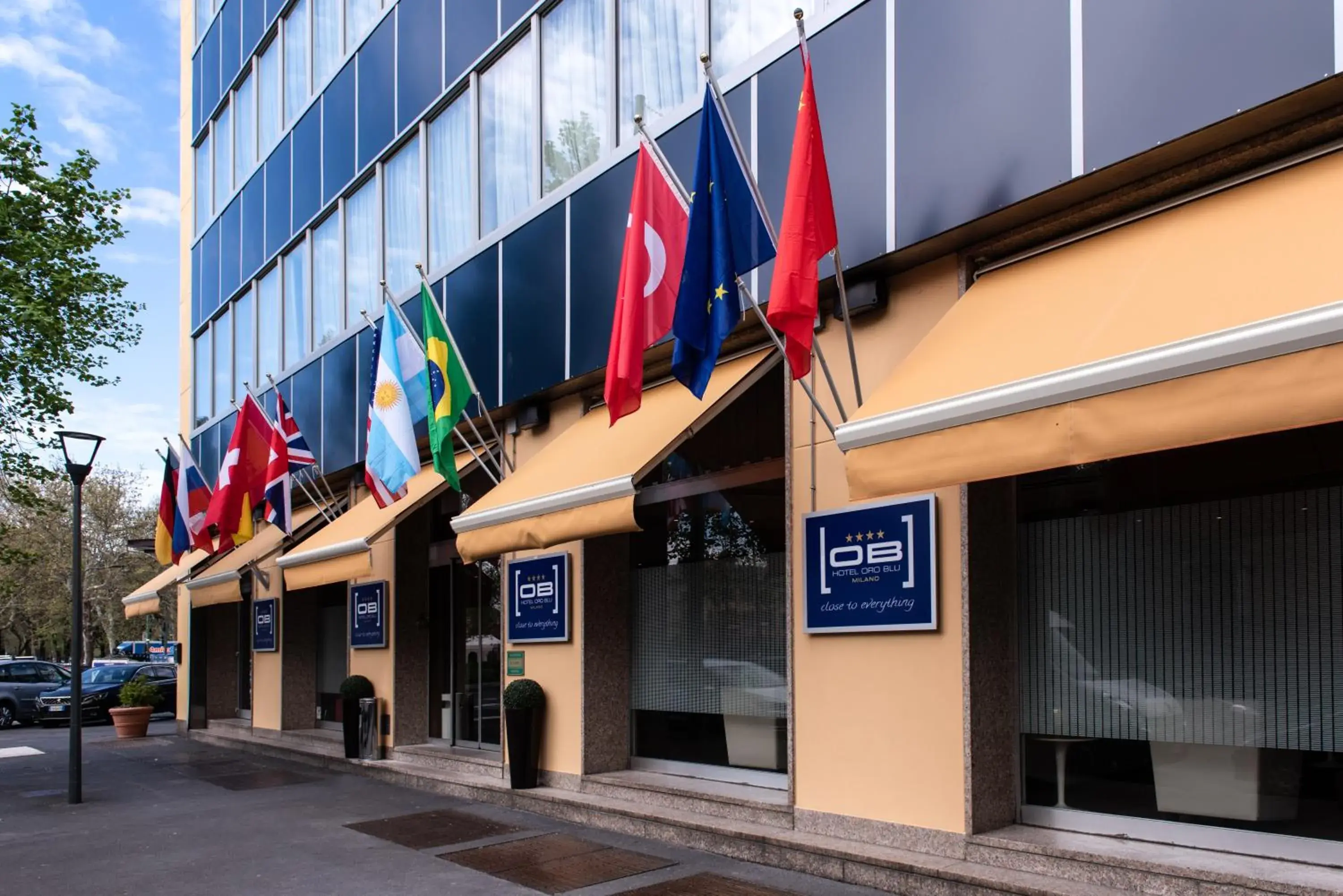 Facade/entrance in Hotel Oro Blu Facade/entrance in Hotel Oro Blu