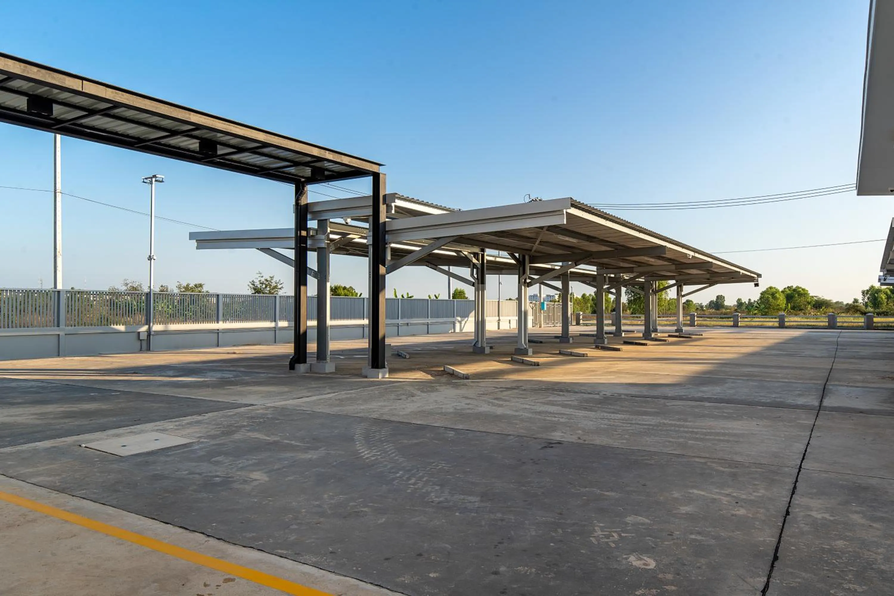 Parking in The Pride Hotel Phitsanulok