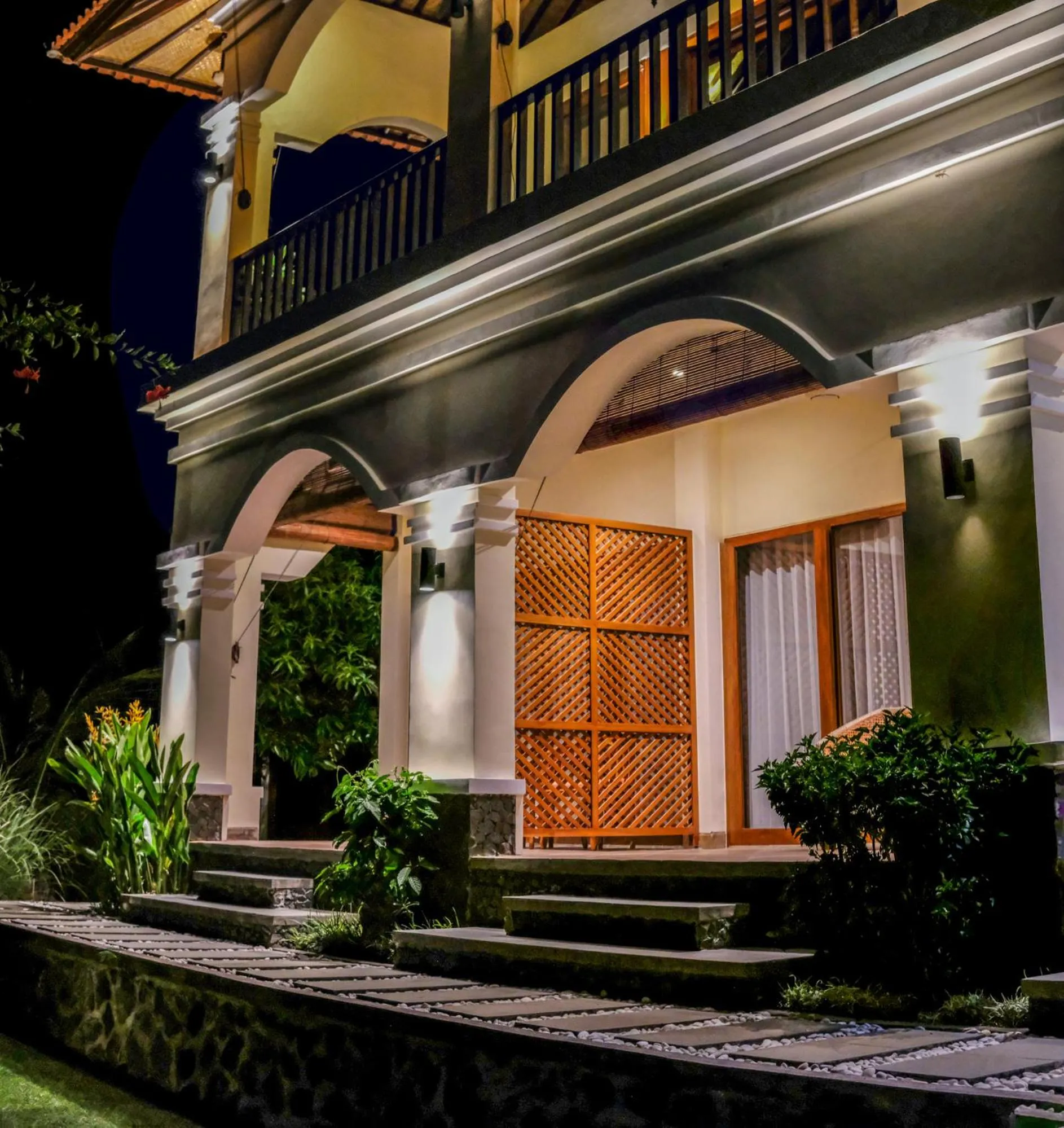 Property building in Villa Mata Hari