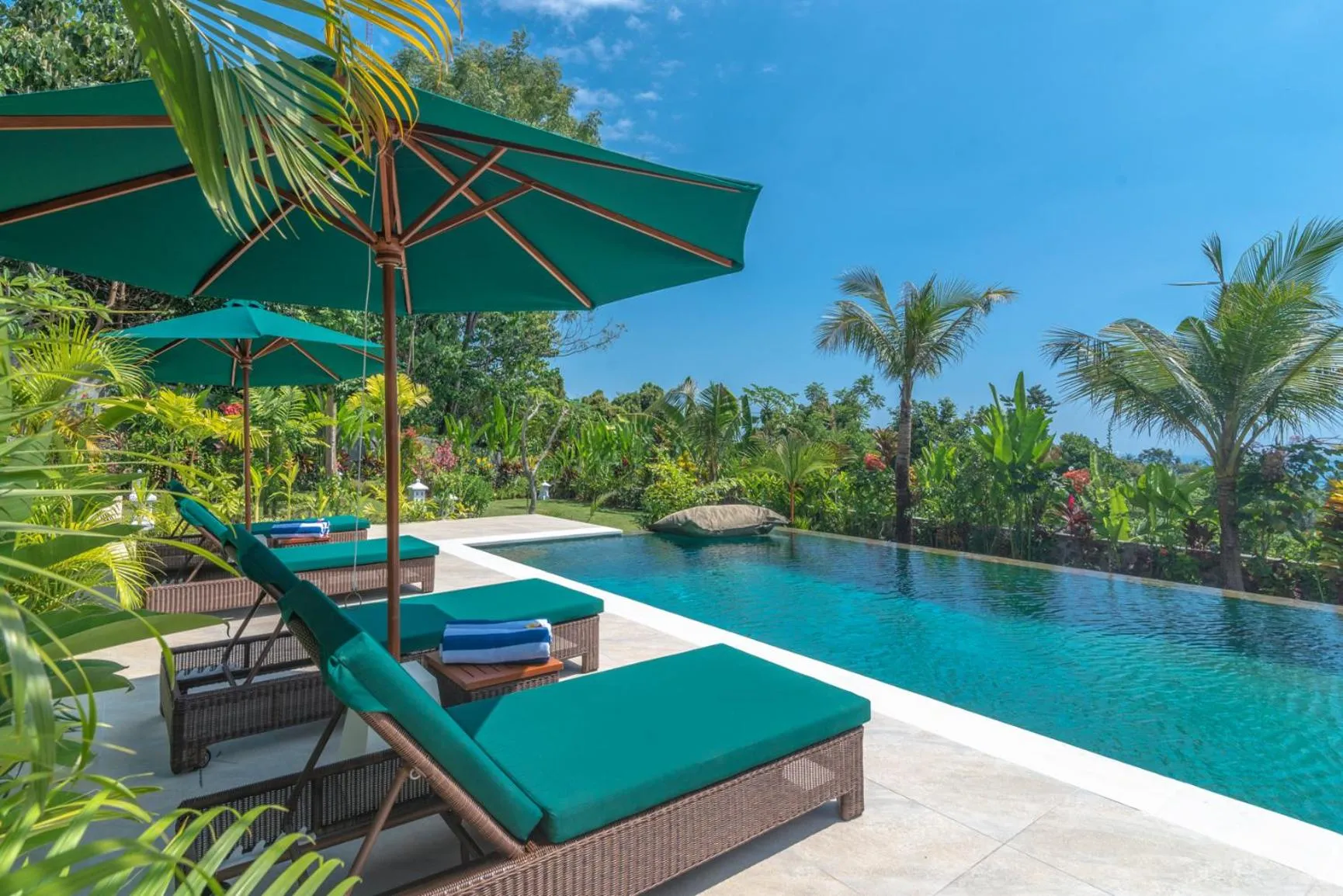 Swimming pool in Villa Mata Hari