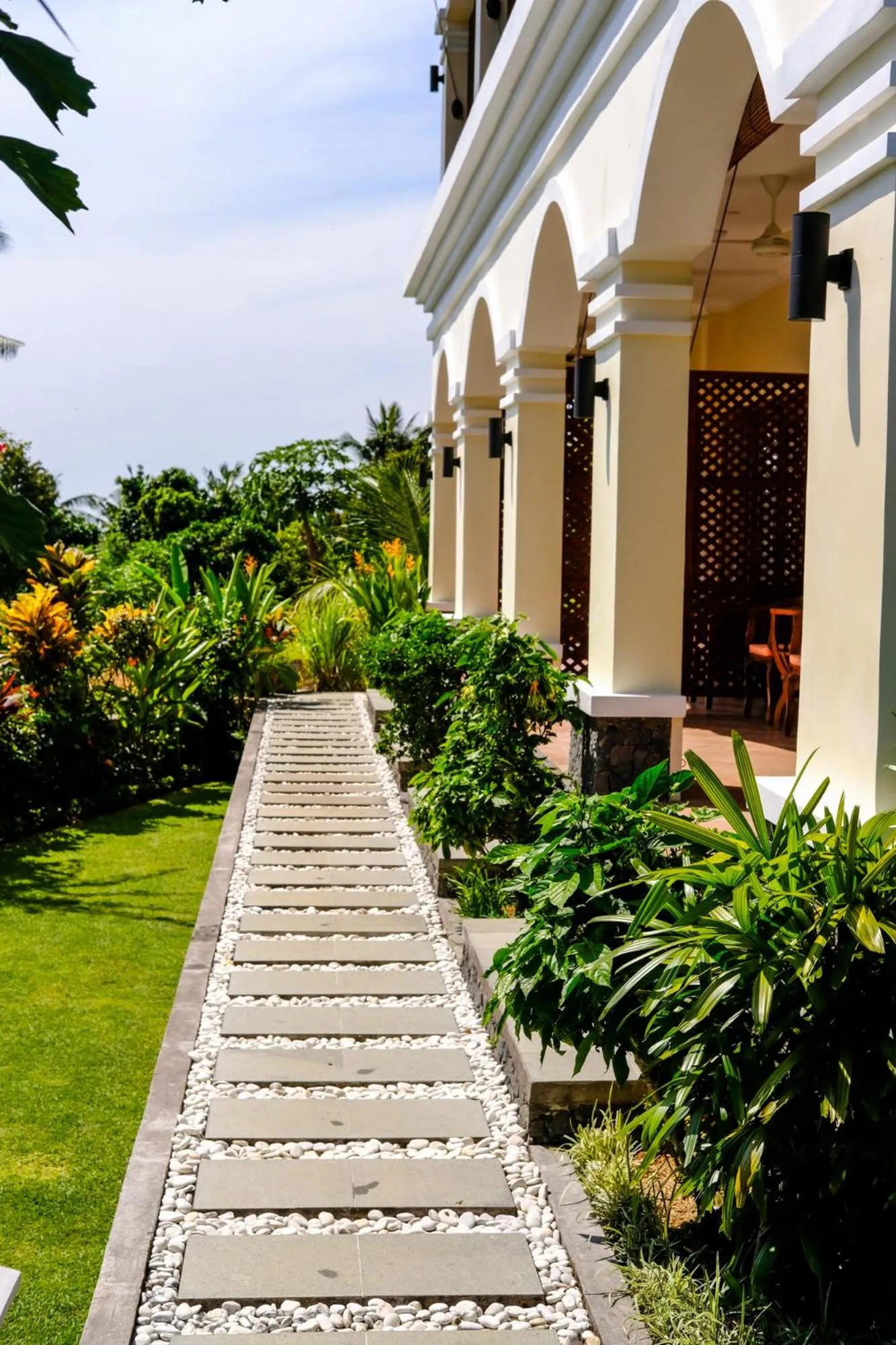 Property building in Villa Mata Hari