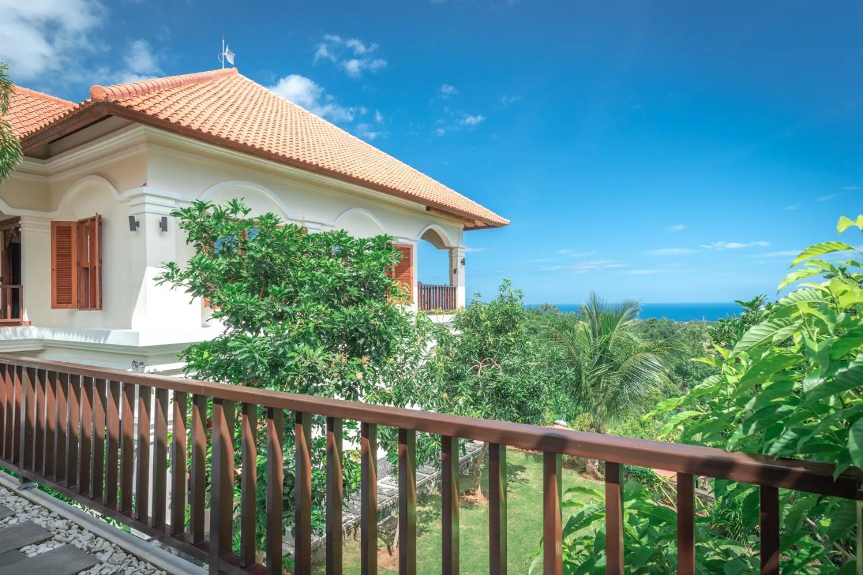 Property building in Villa Mata Hari