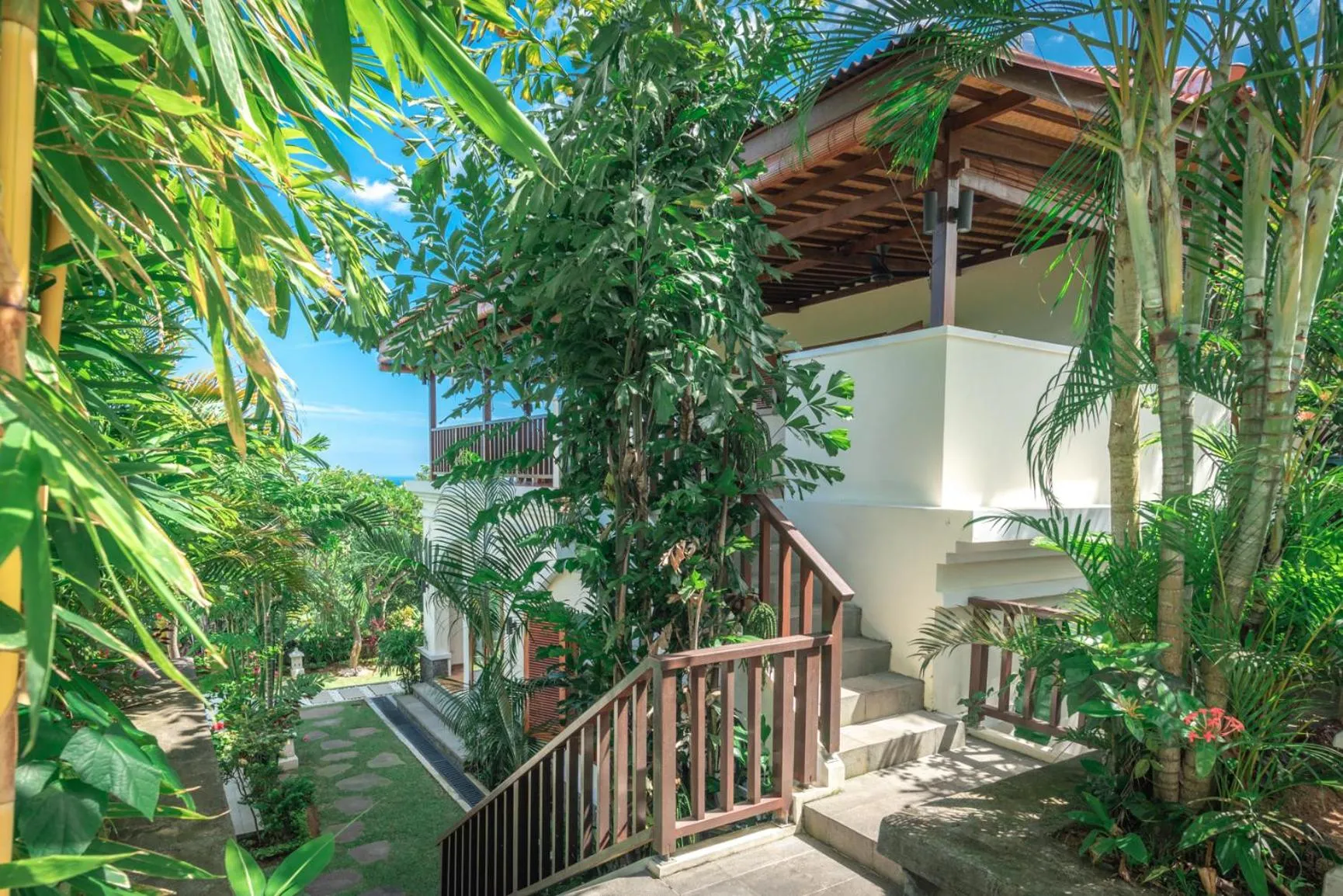 Property building in Villa Mata Hari