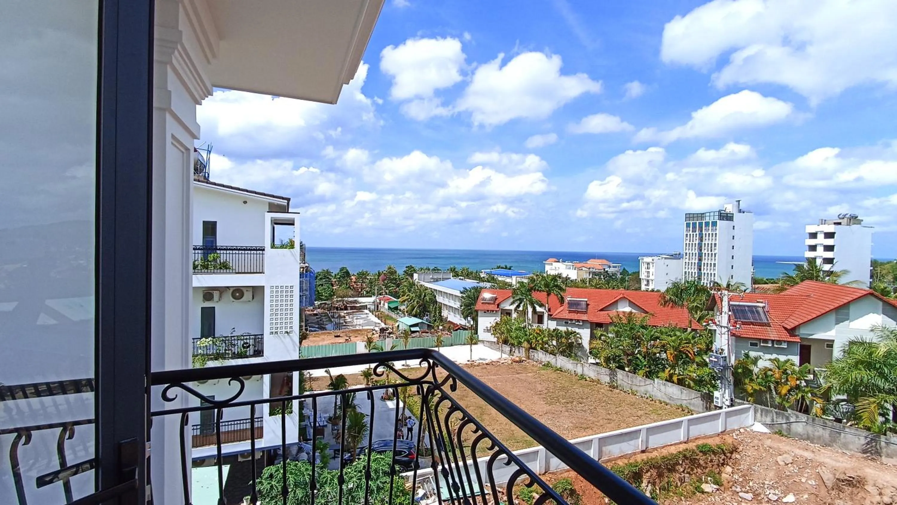 Property building in City Center Rosa Hotel