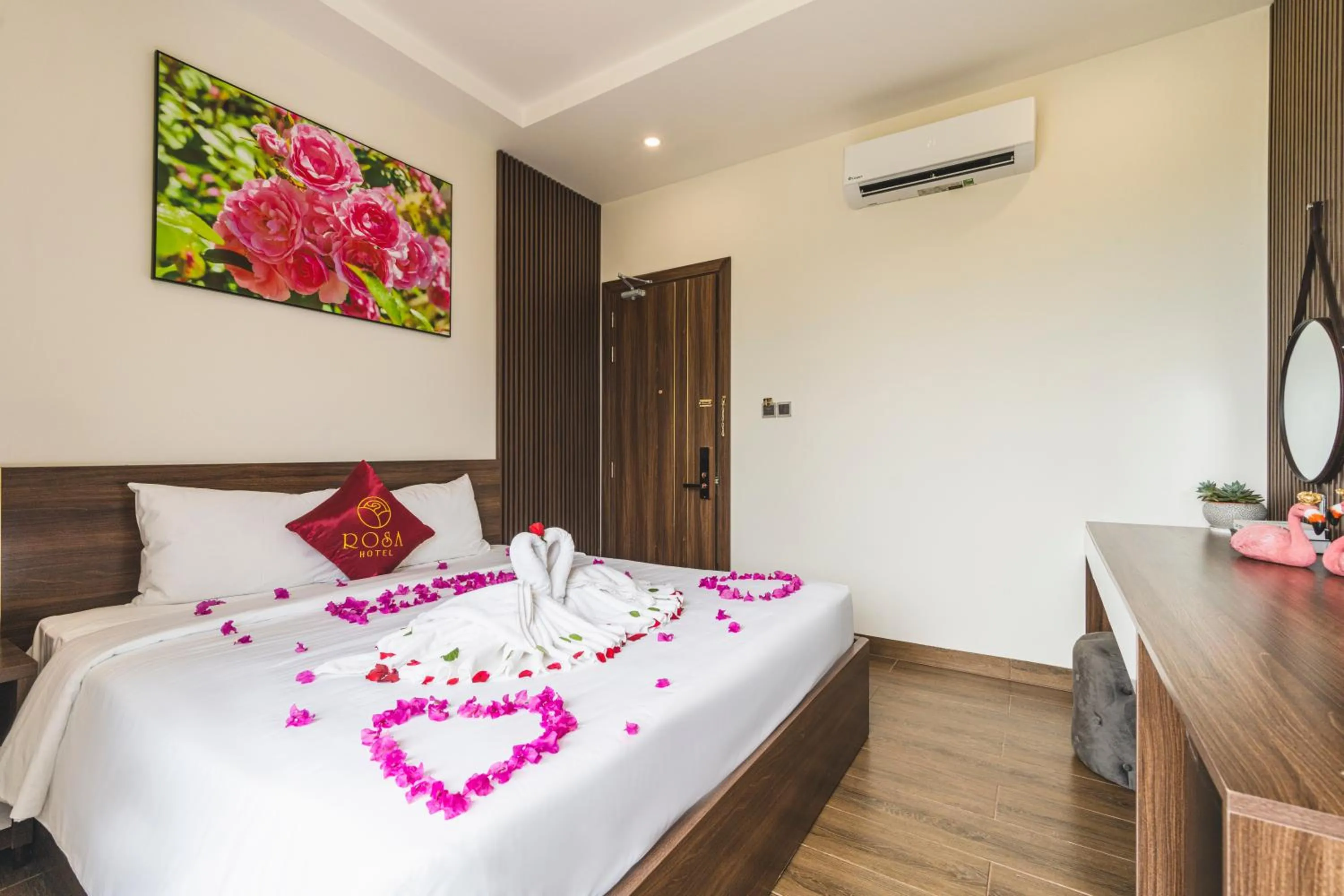 Bed in City Center Rosa Hotel