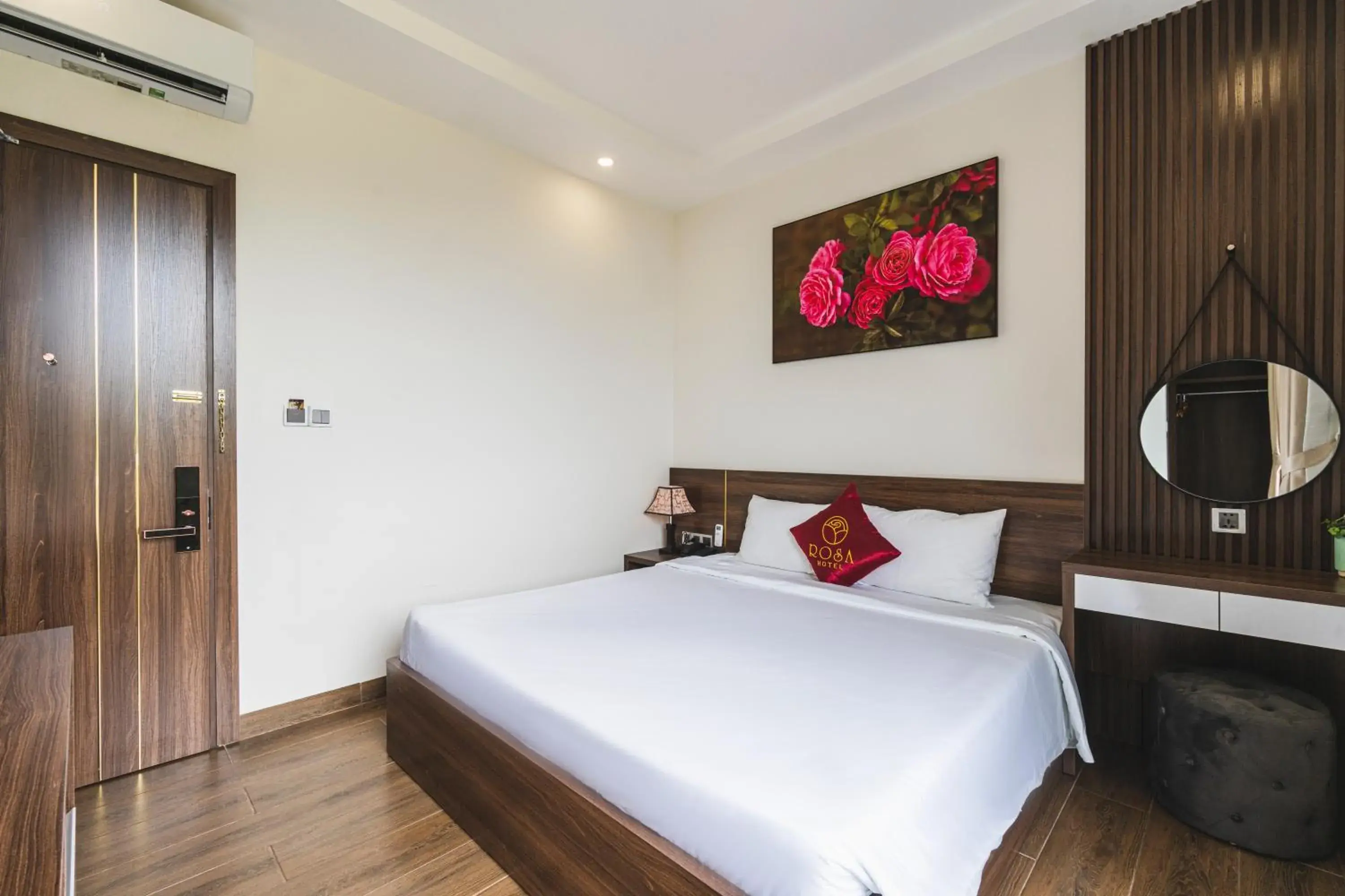 Standard Double Room - single occupancy in City Center Rosa Hotel Standard Double Room - single occupancy in City Center Rosa Hotel