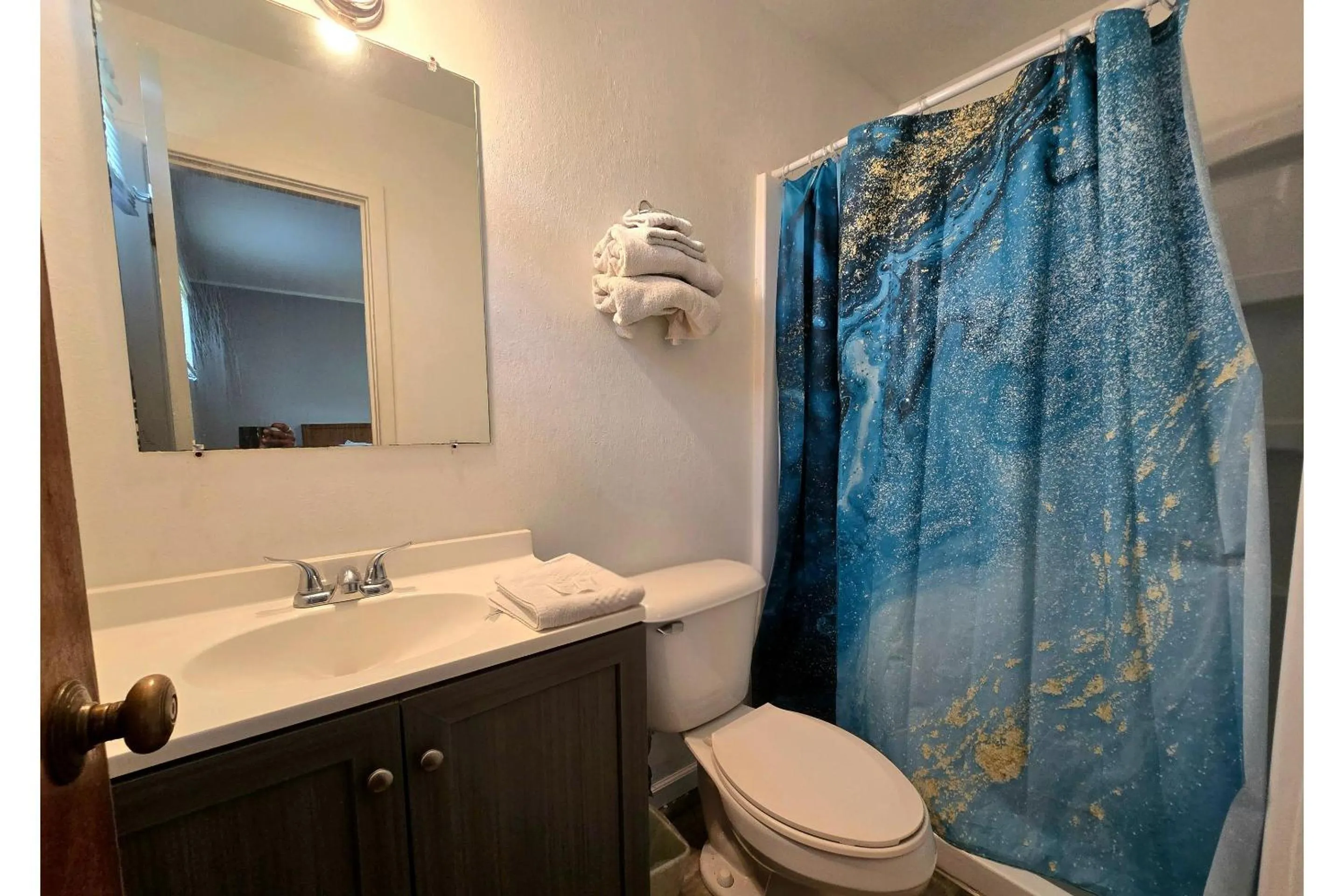 Bathroom in OYO Sandman Inn