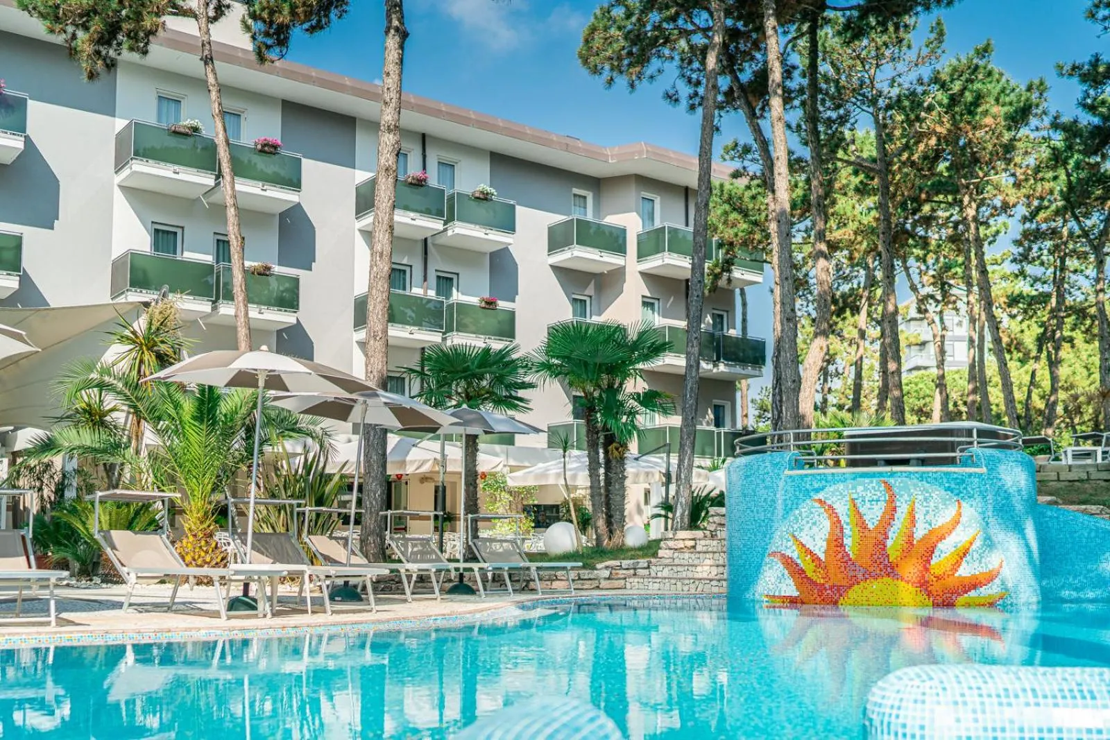 Property building in Hotel Mediterraneo