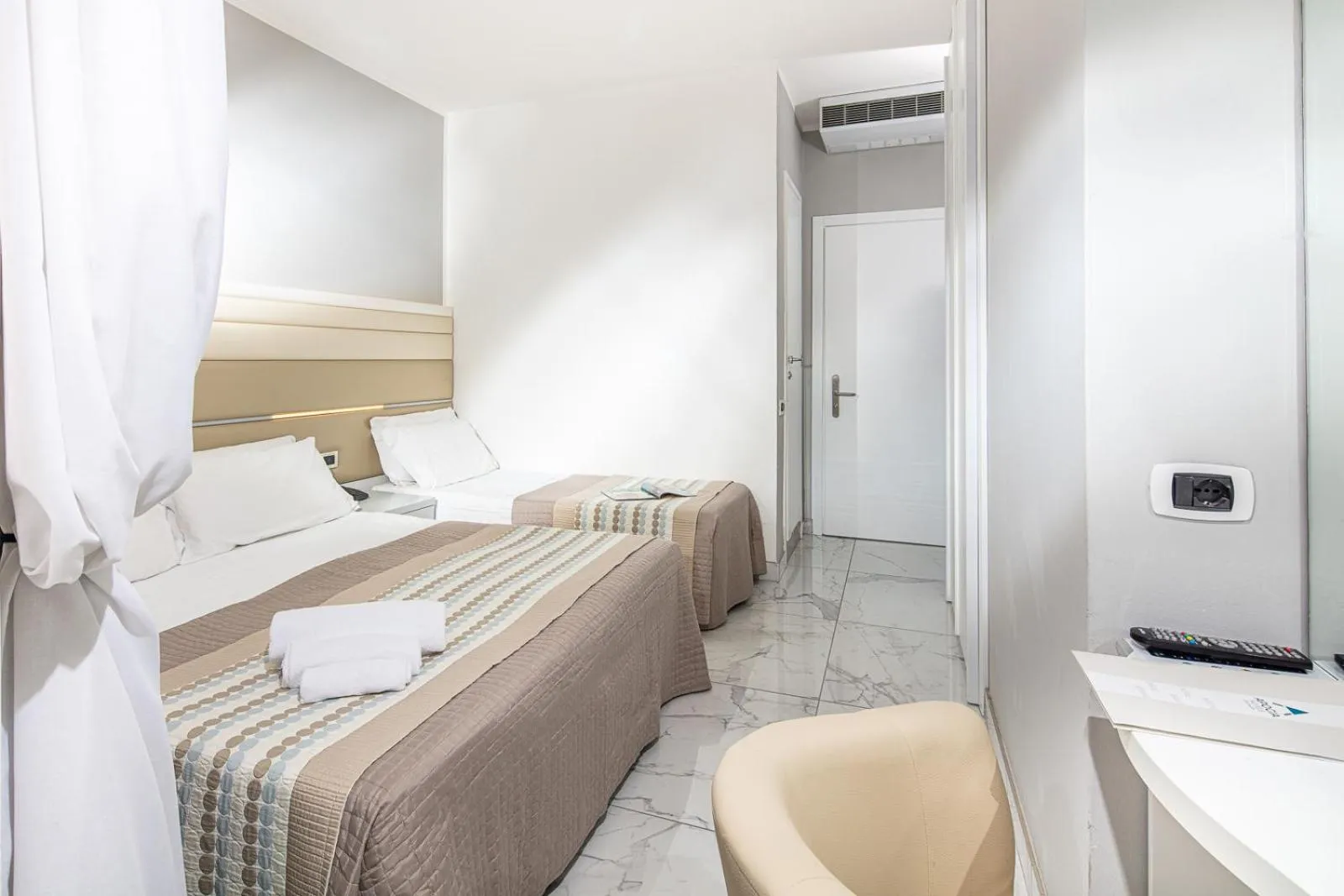 Photo of the whole room, Bed in Hotel Mediterraneo