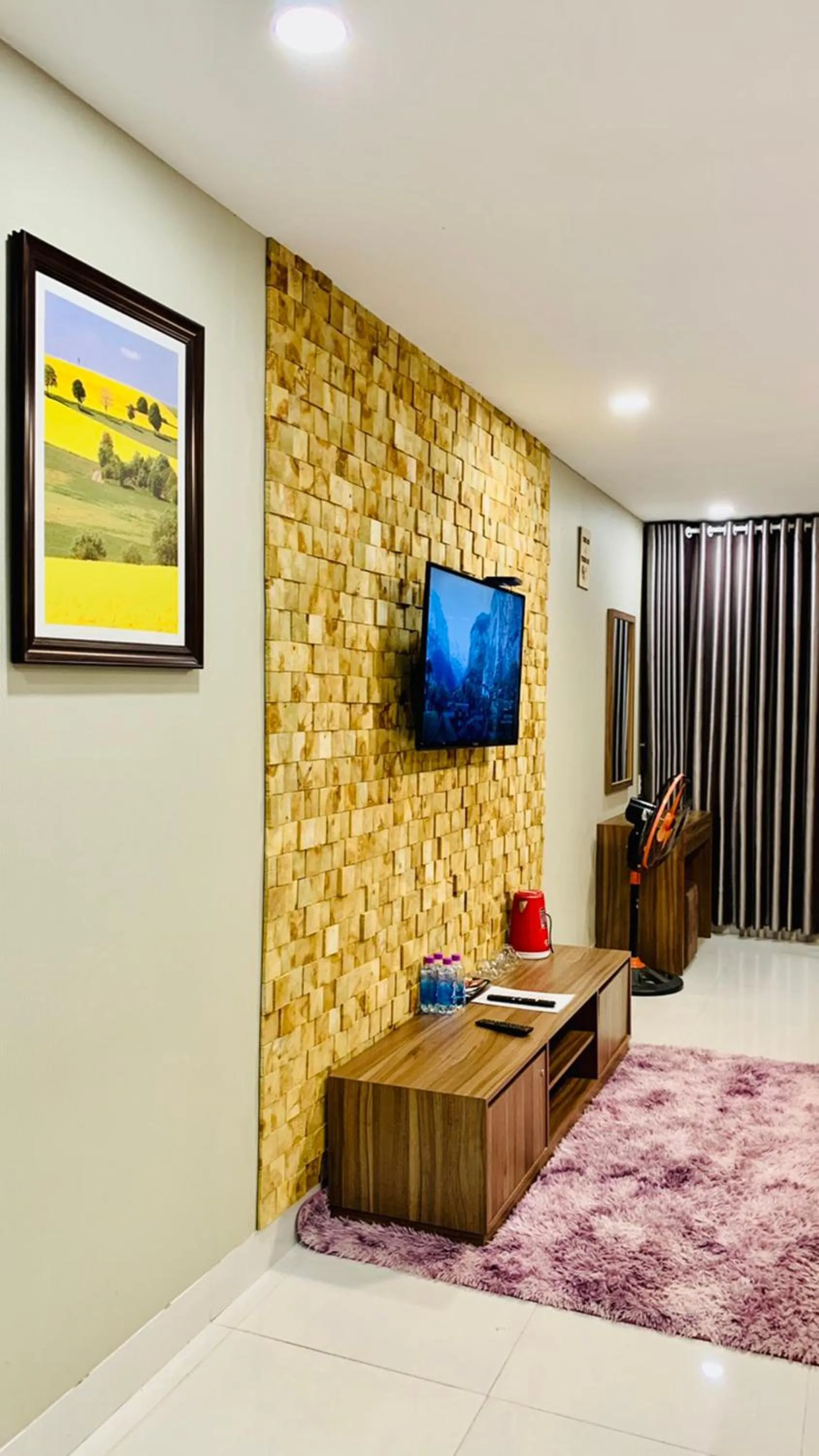 TV and multimedia, Bed in DALAT STREAM HOTEL-Khách sạn đẹp Đà Lạt