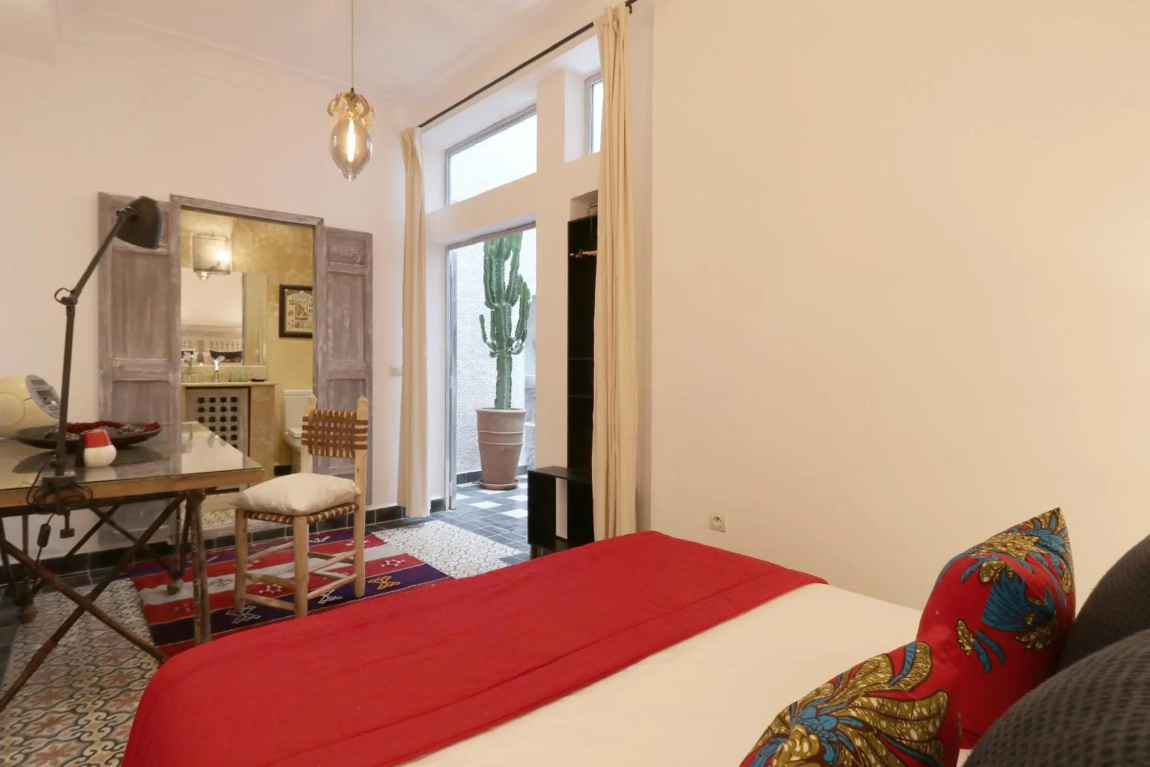 Bed in Riad-Shakho-Marrakech