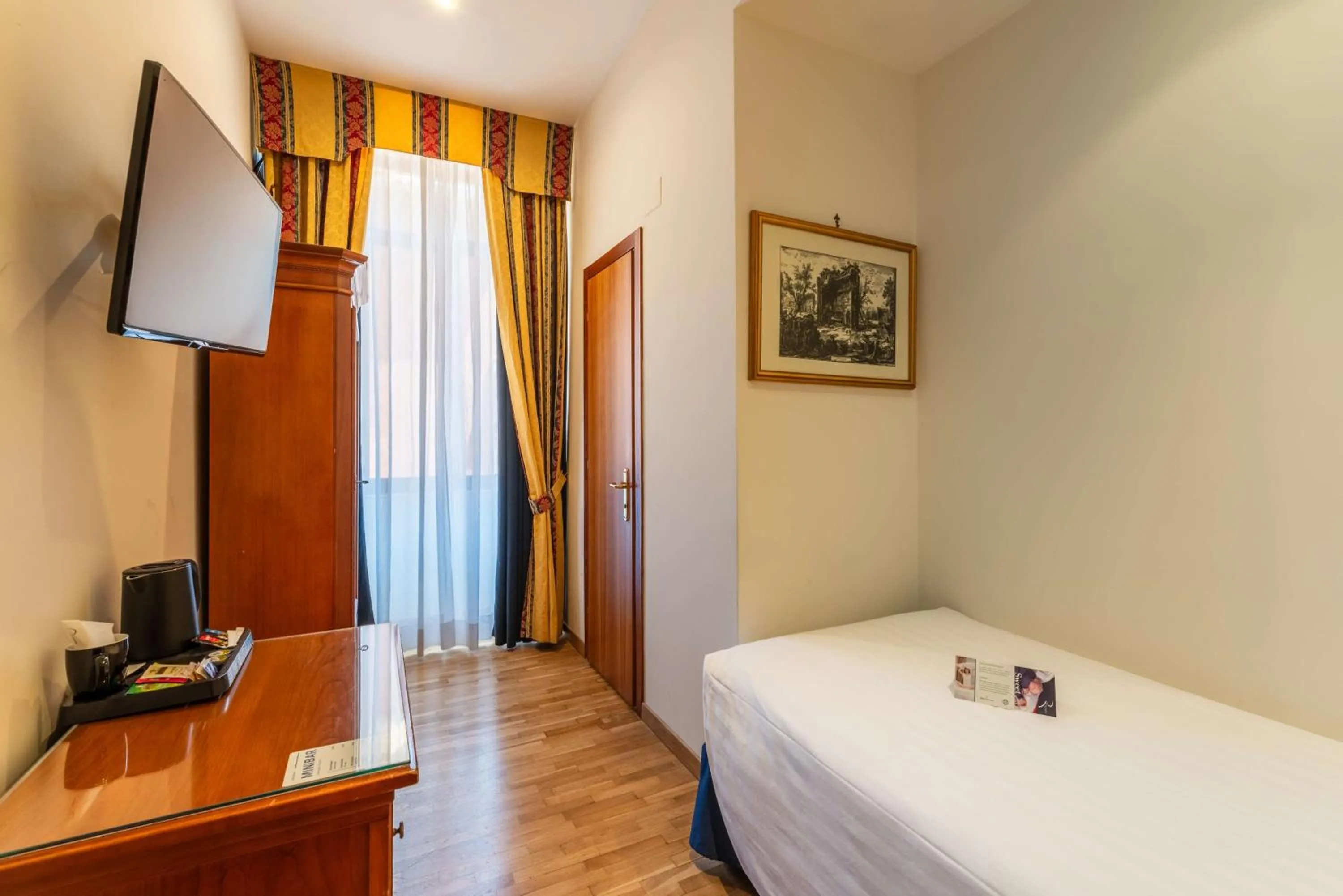 Bedroom, Bed in Hotel Raffaello - Sure Hotel Collection by Best Western