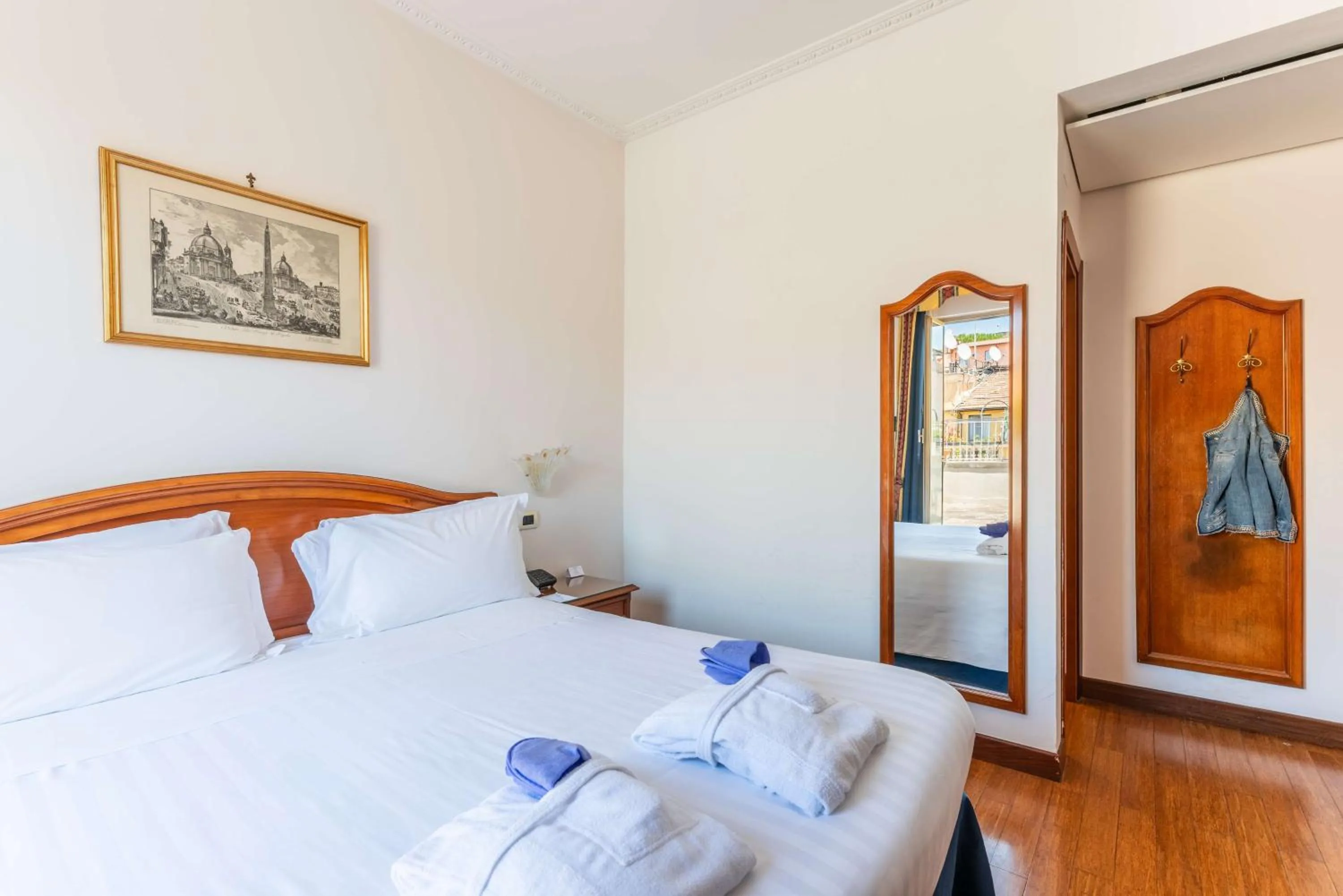 Bedroom, Bed in Hotel Raffaello - Sure Hotel Collection by Best Western