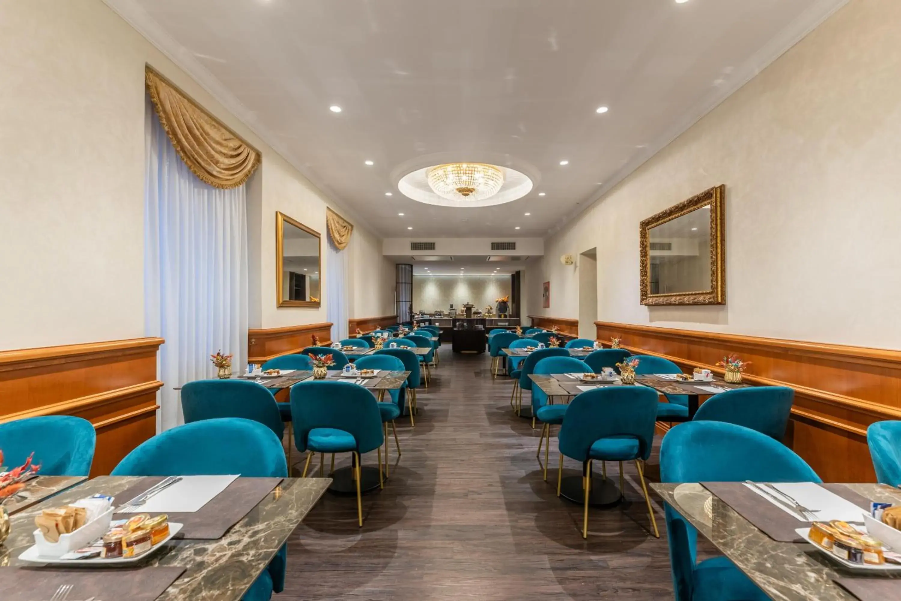 Restaurant/places to eat in Hotel Raffaello - Sure Hotel Collection by Best Western Restaurant/places to eat in Hotel Raffaello - Sure Hotel Collection by Best Western