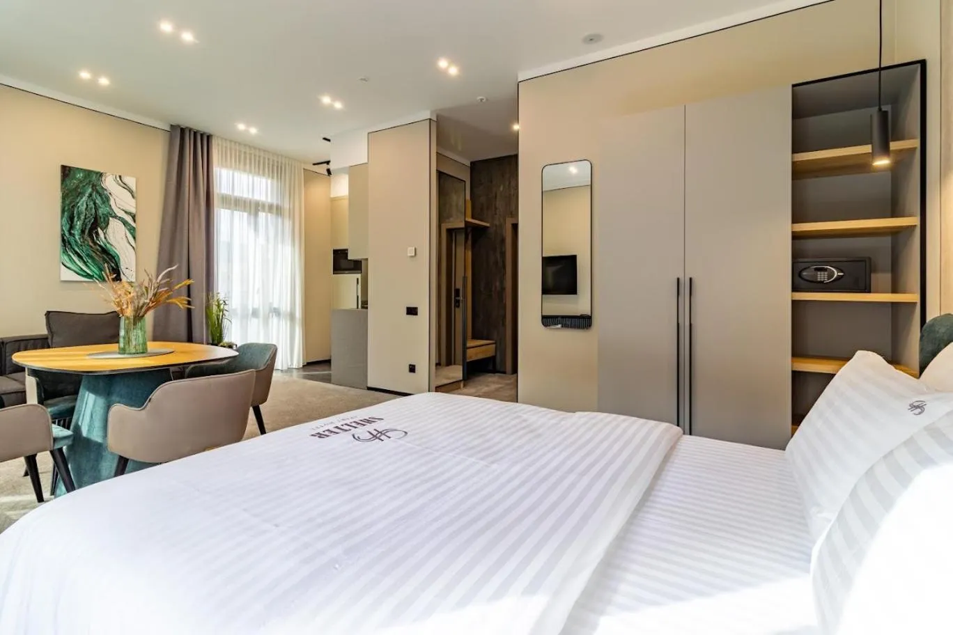 Bed in Shelter Apart Hotel