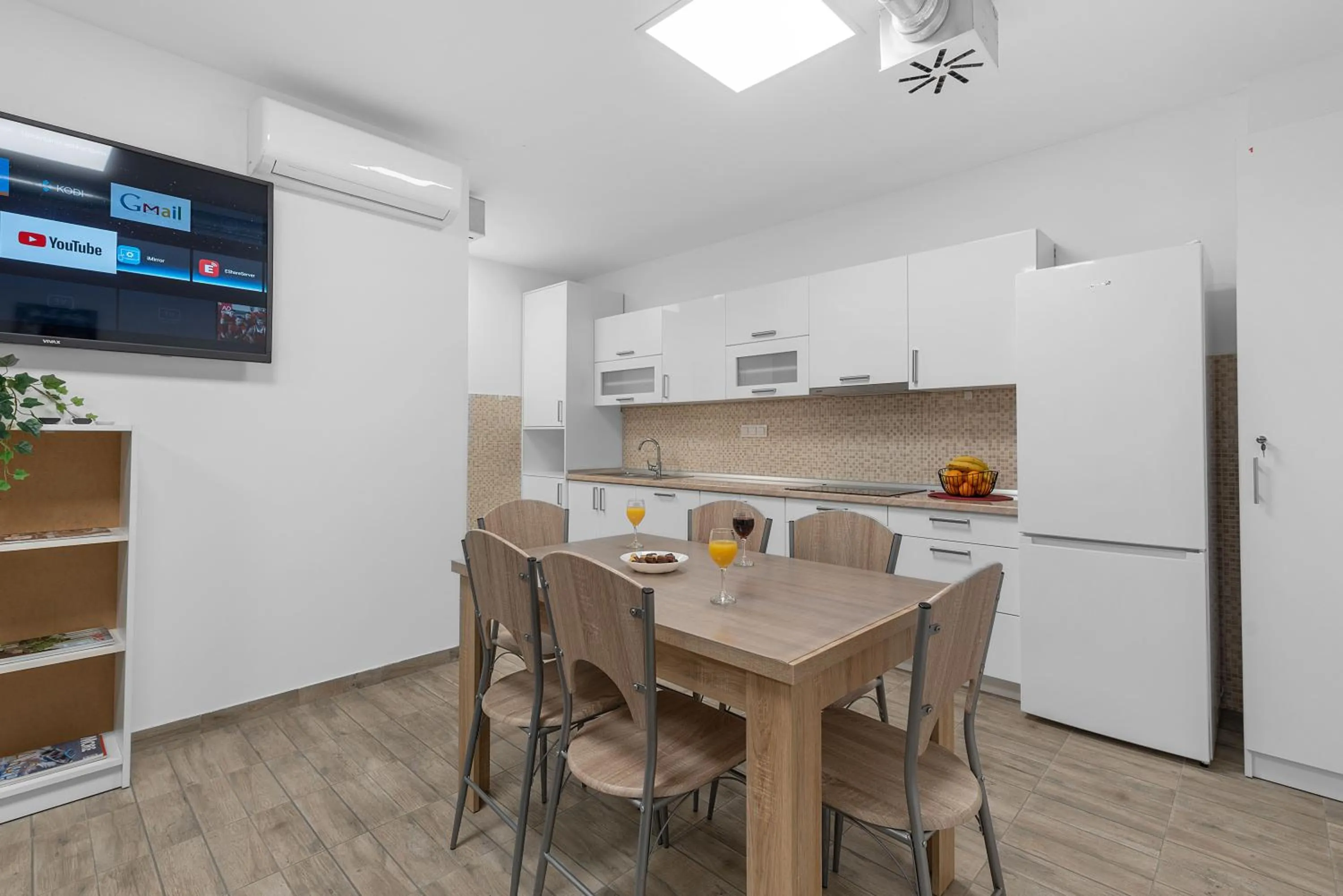 Dining area in Hostel Elli