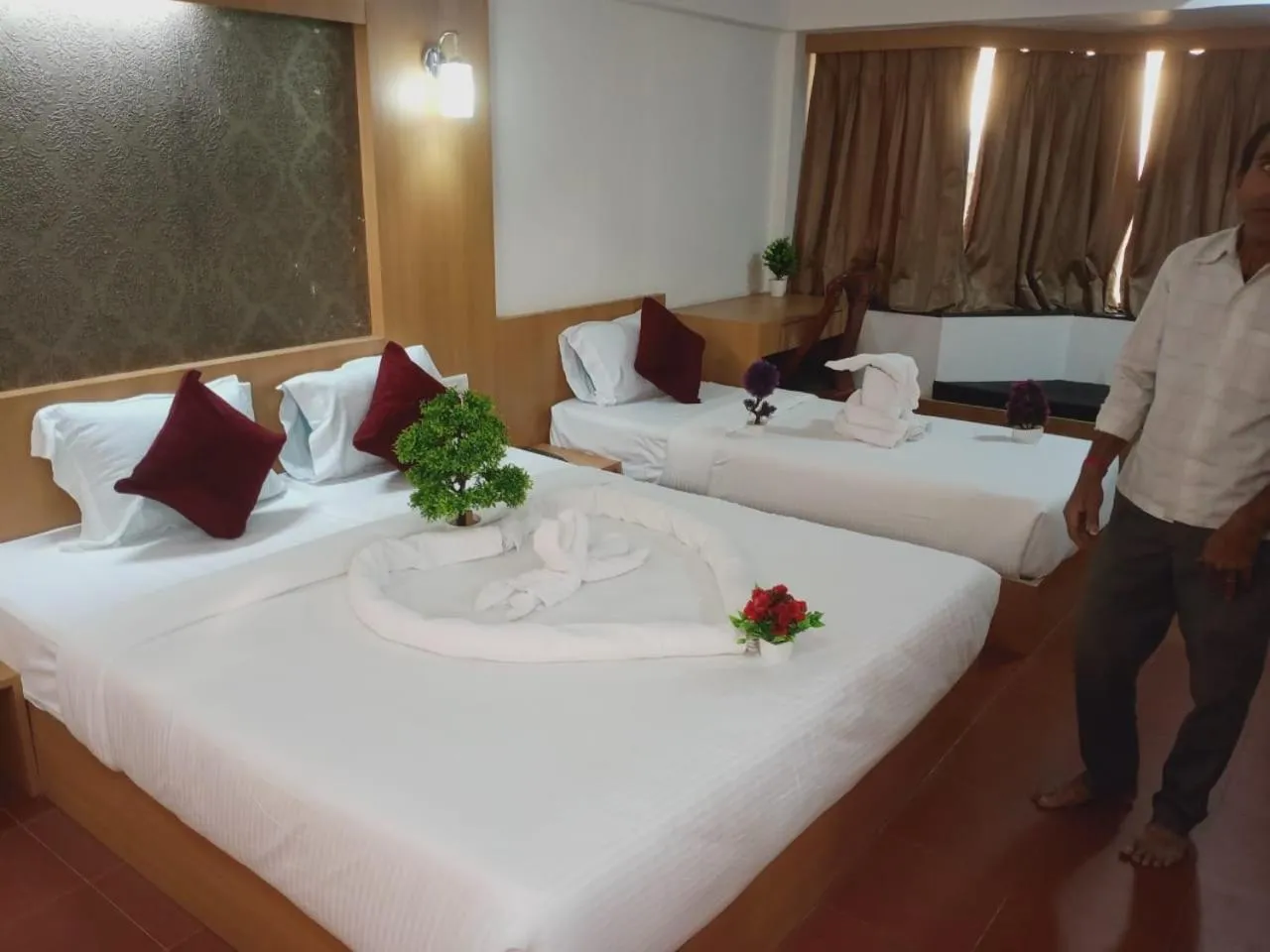 Photo of the whole room, Bed in Hotel Kewal