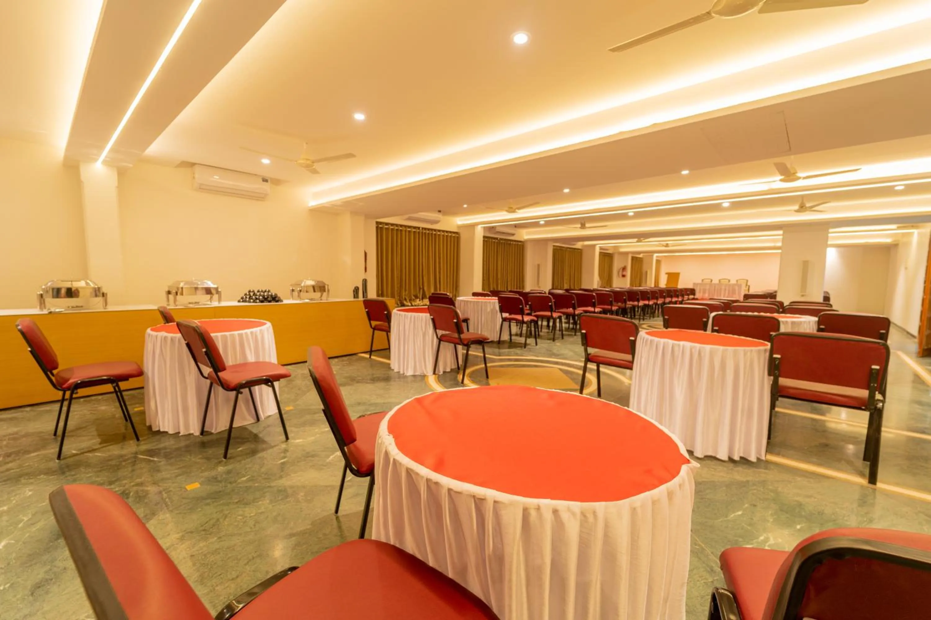 Banquet/Function facilities in Hotel Kewal
