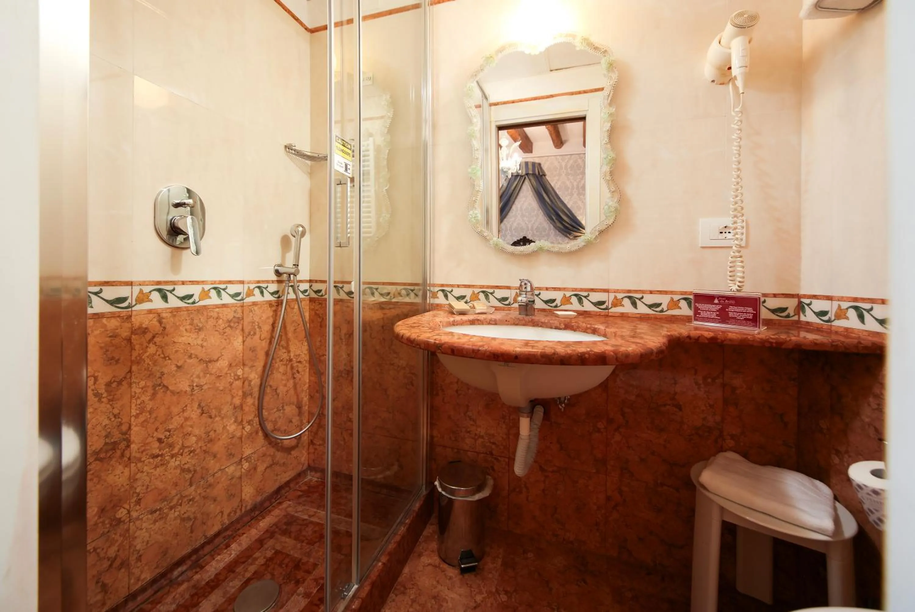 Bathroom in Hotel Da Bruno