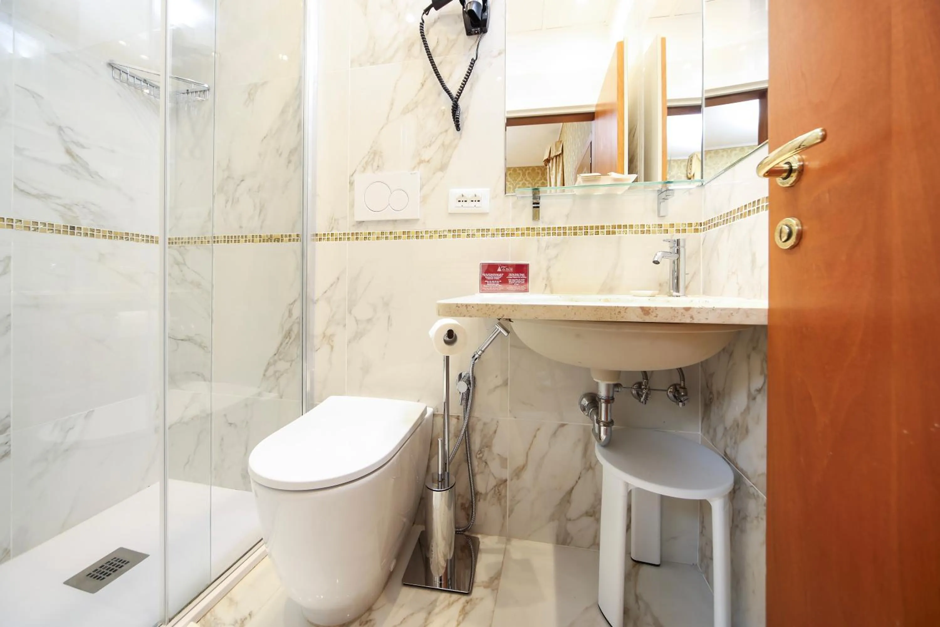 Bathroom in Hotel Da Bruno