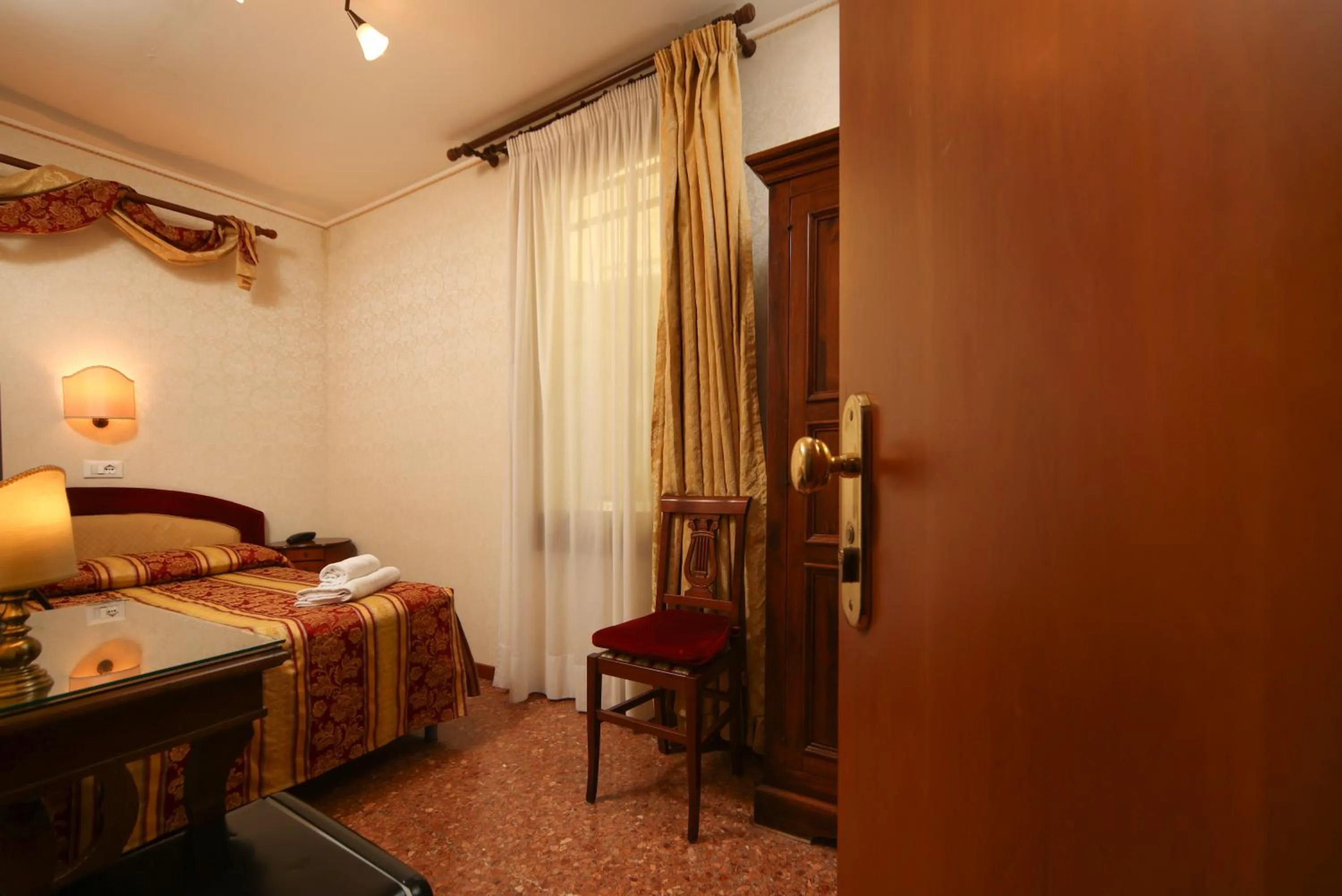 Bedroom, Bed in Hotel Da Bruno