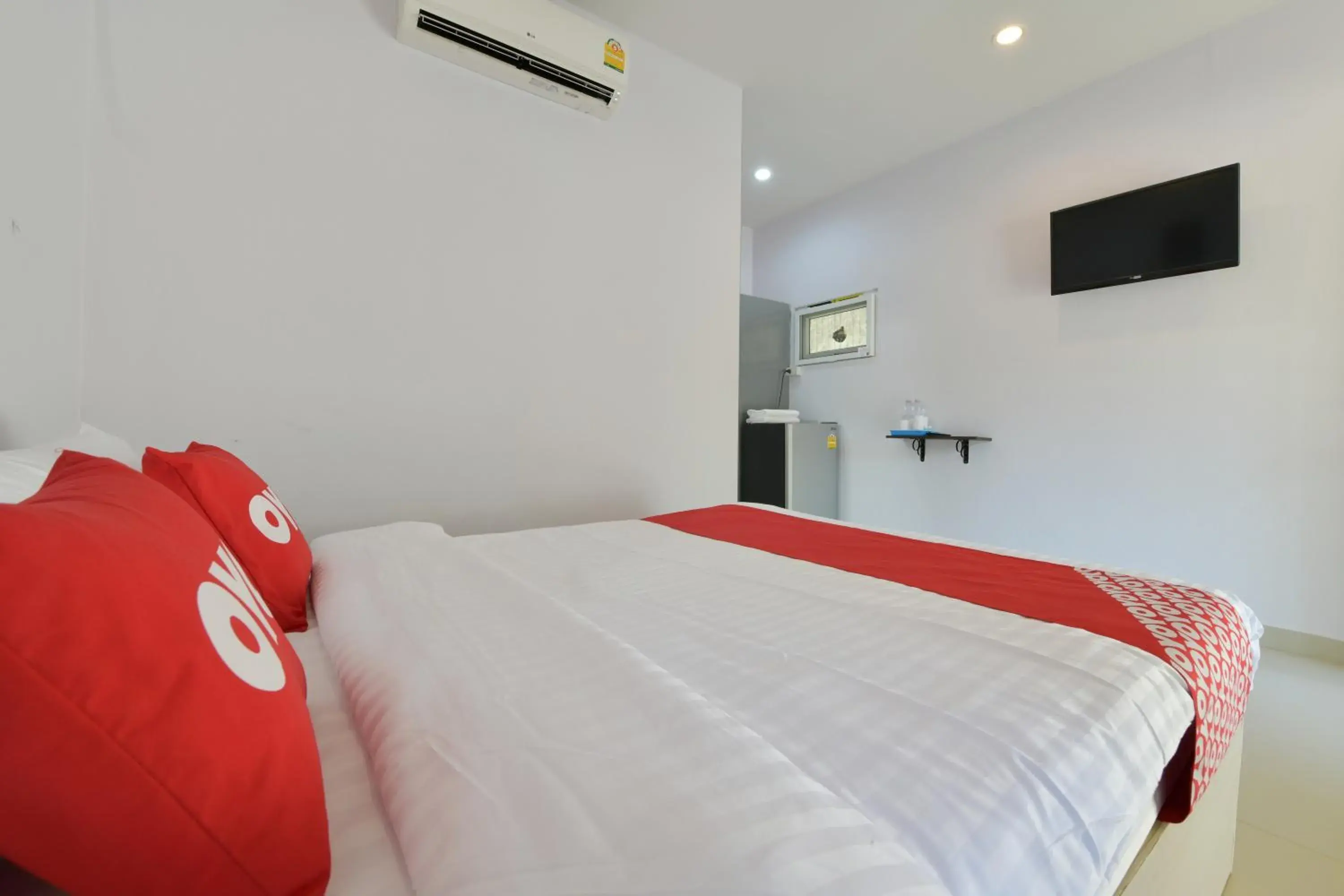 Property building, Bed in Wan Resort Rayong Property building, Bed in Wan Resort Rayong