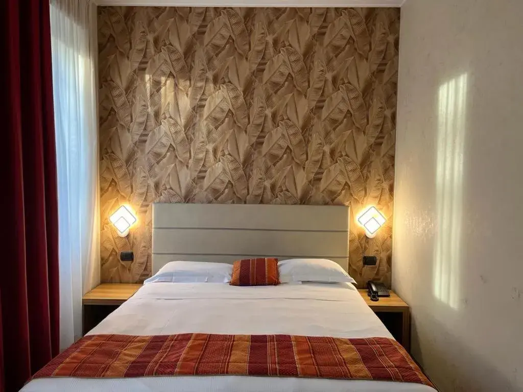 Bed in Bis Hotel Varese Bed in Bis Hotel Varese