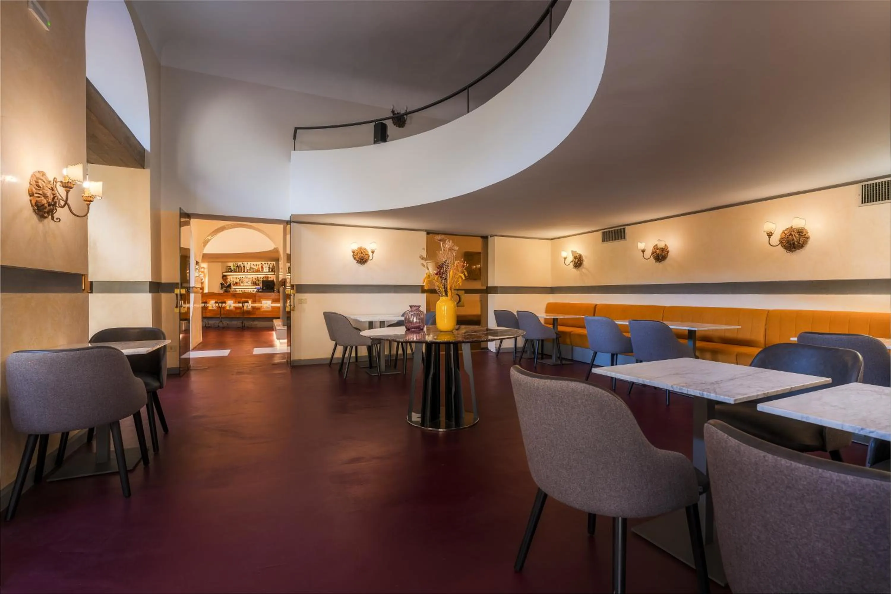 Lounge or bar in Hotel Croce Di Malta