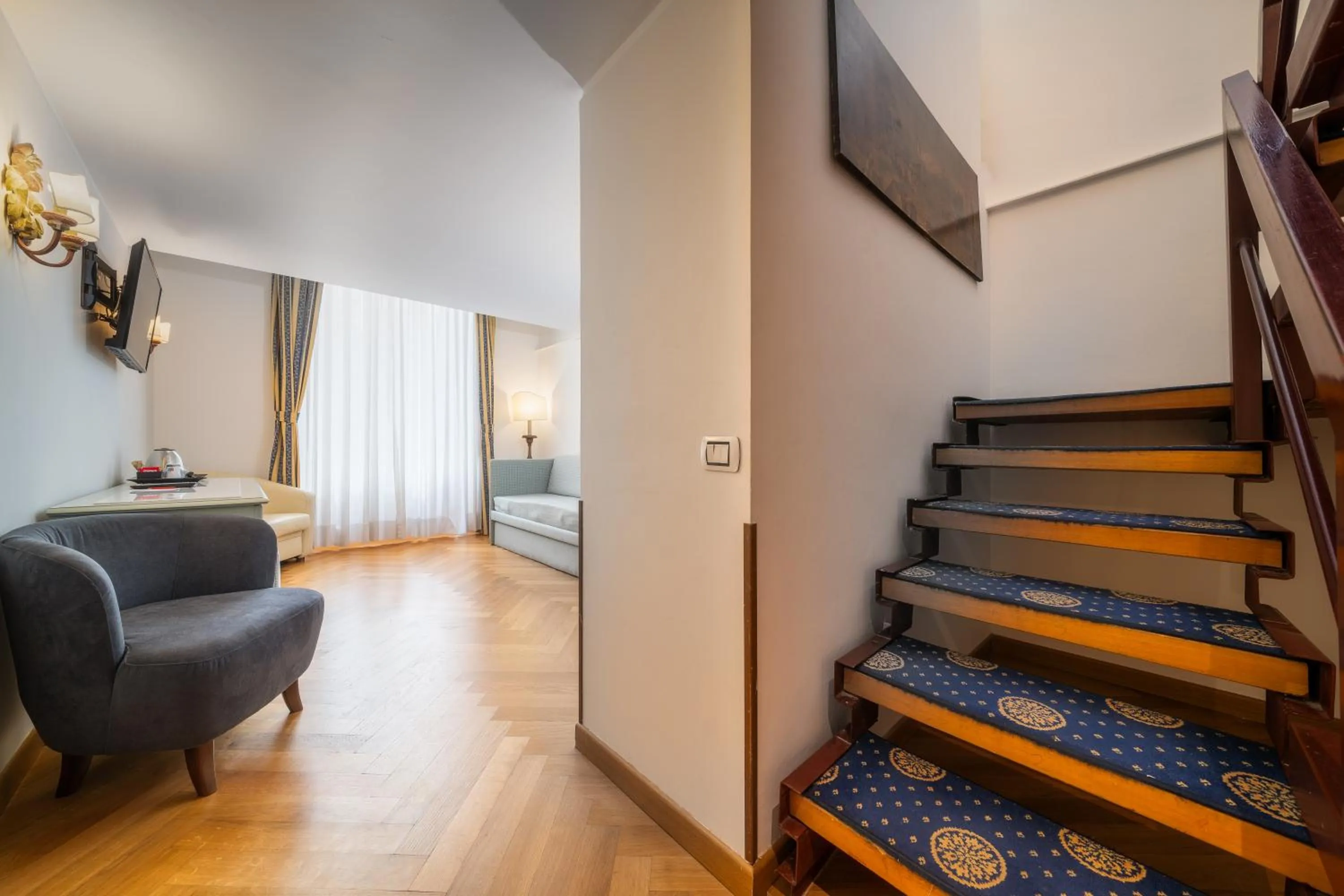 Seating area in Hotel Croce Di Malta