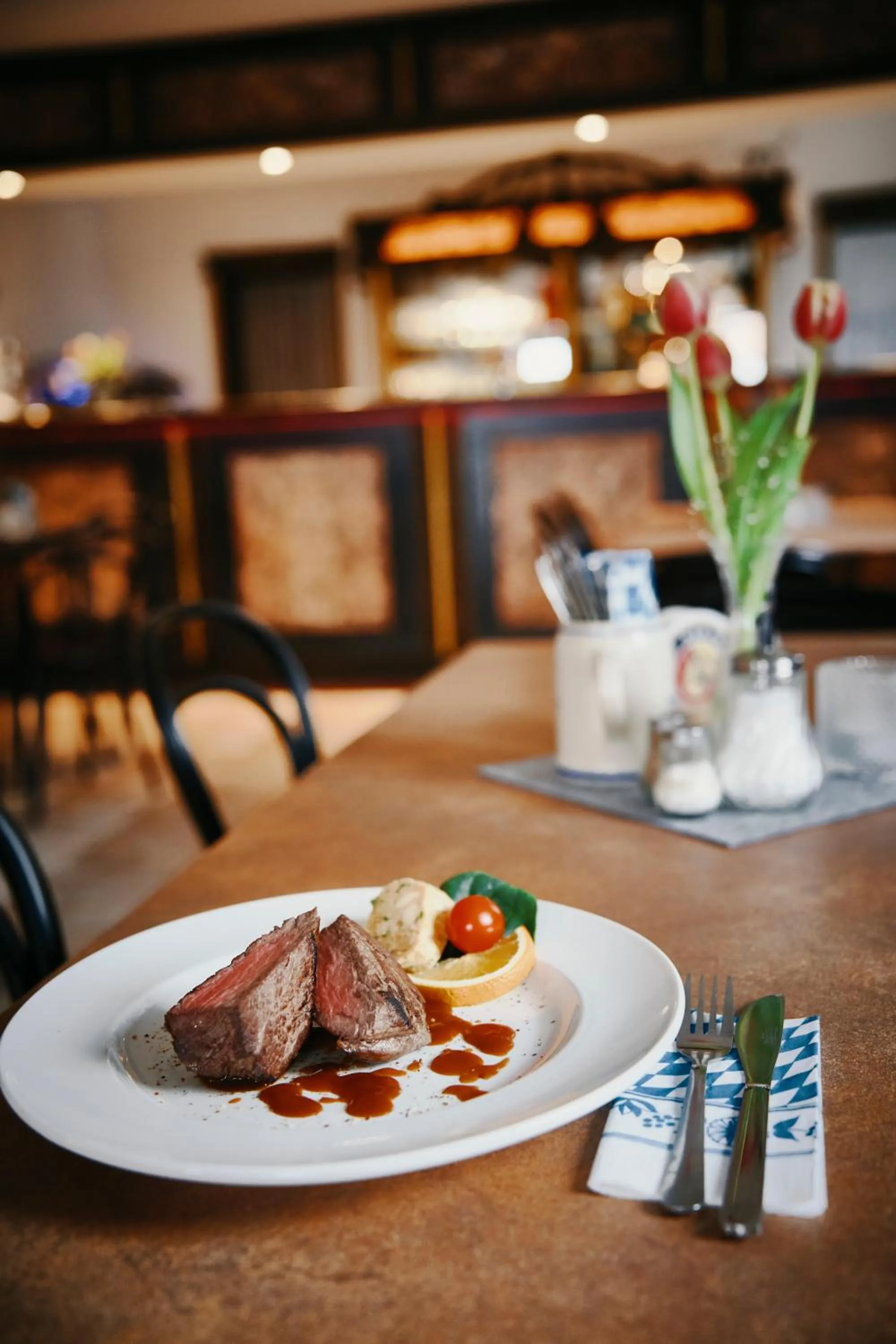 Restaurant/places to eat in Gasthof zur Post Saulgrub