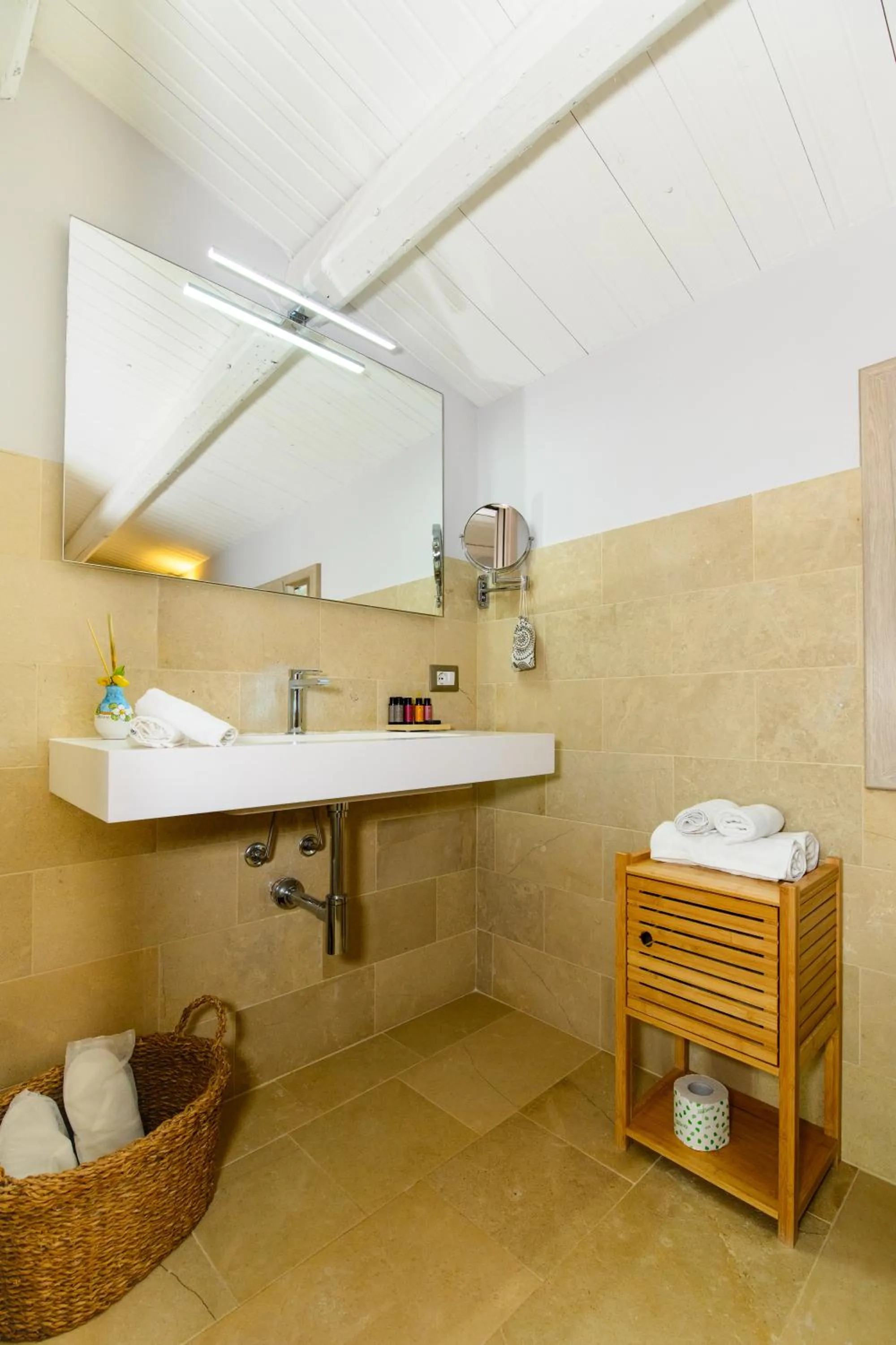 Bathroom in Poggio Leano Boutique Hotel