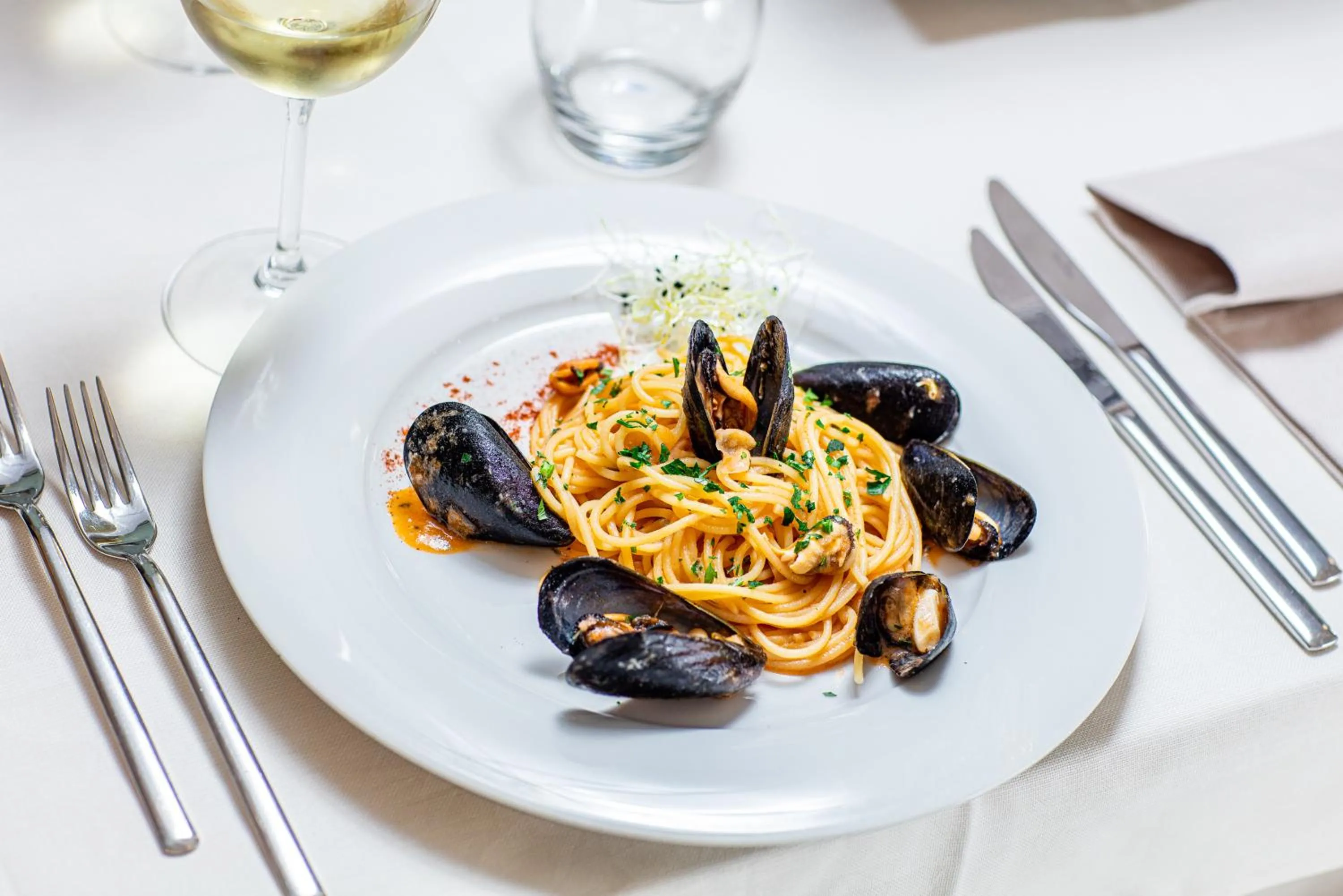 Food and drinks in Life Hotel 4 Superior