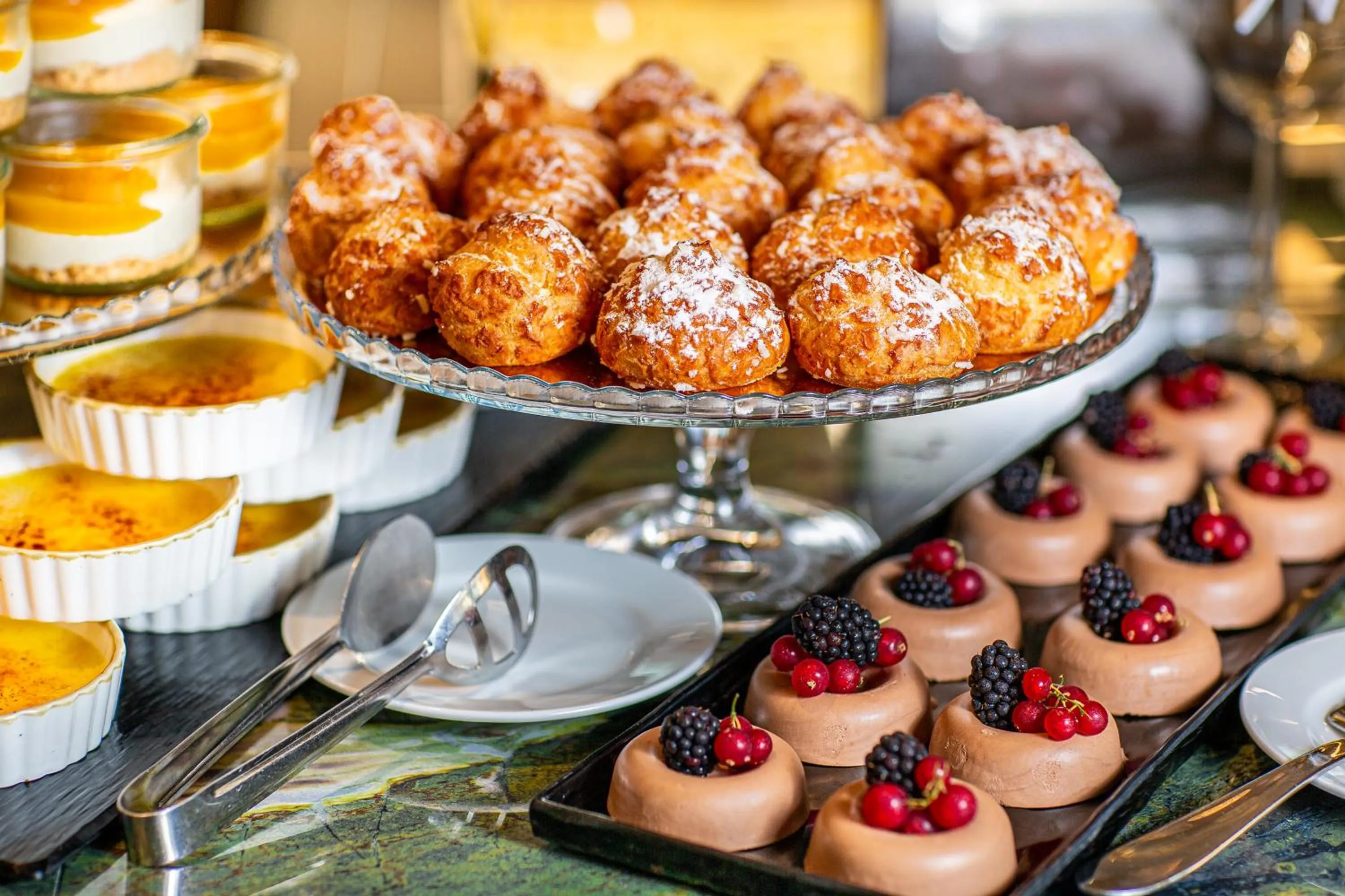 Property building in Life Hotel 4 Superior