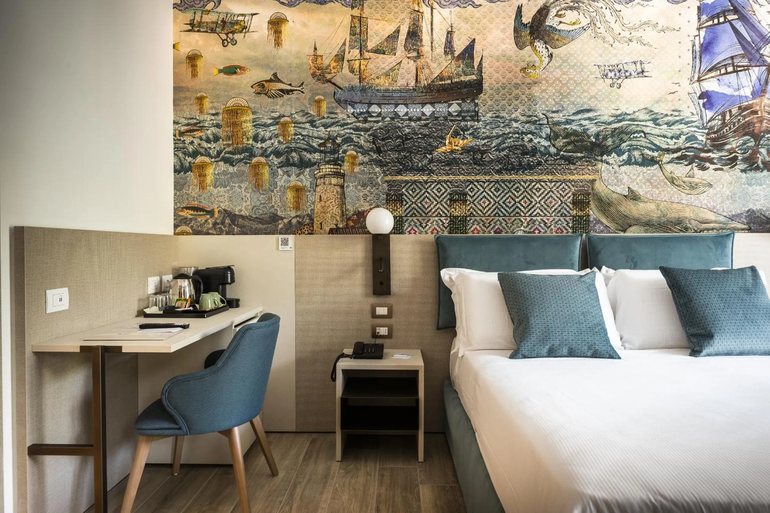 Property building, Bed in Life Hotel 4 Superior