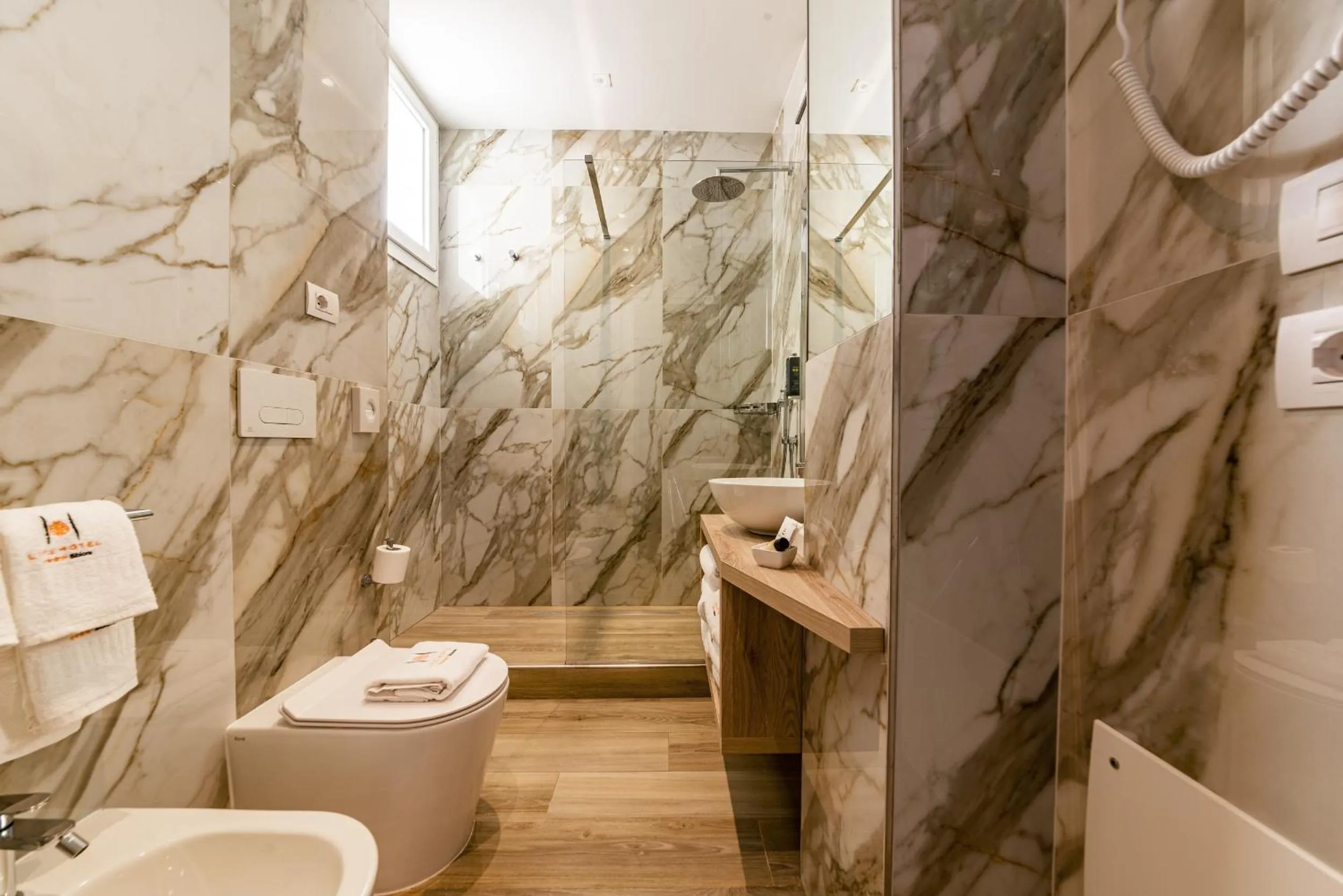 Bathroom in Life Hotel 4 Superior