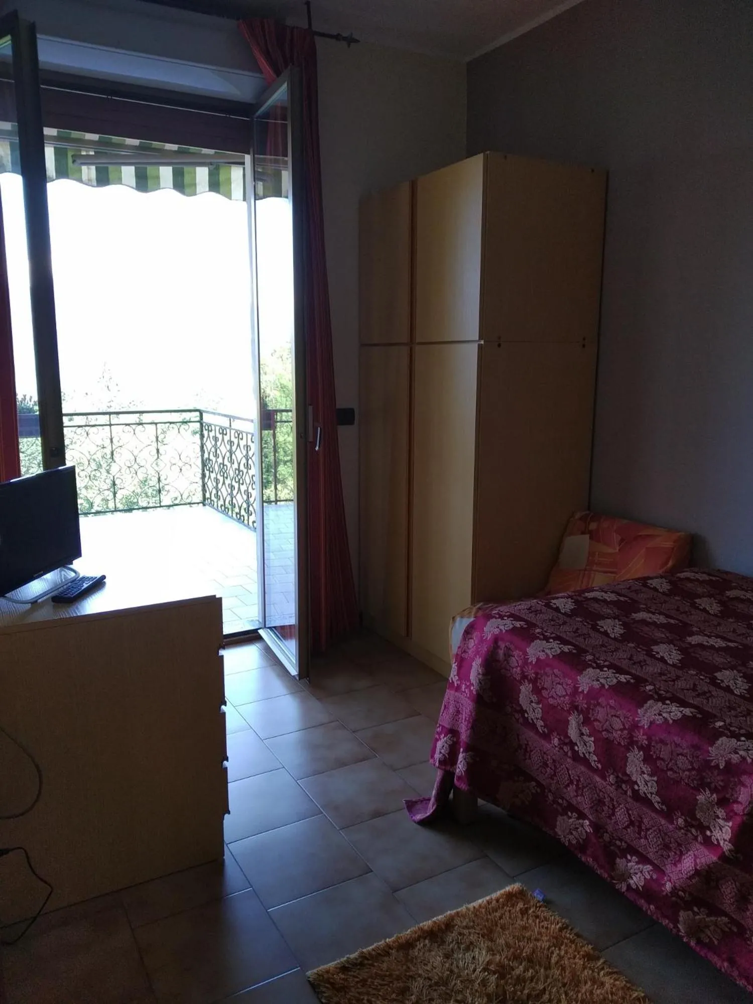 Photo of the whole room, Bed in Albergo Ristorante Monterosa