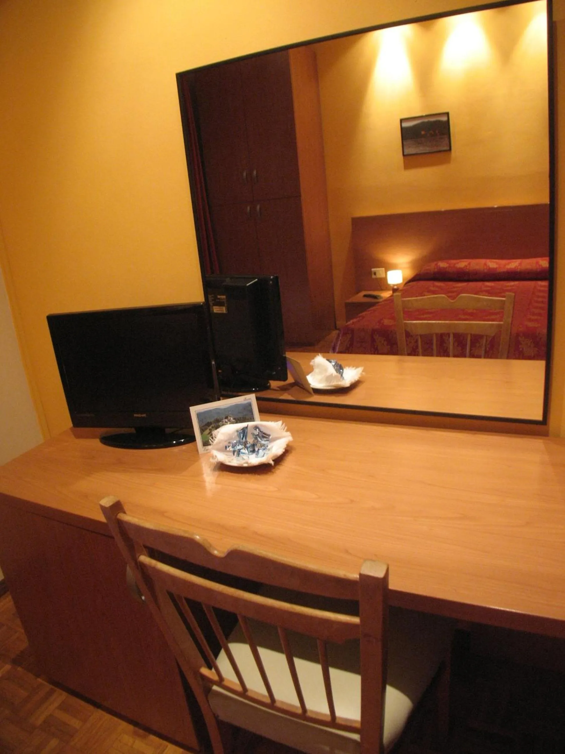 Decorative detail, Bed in Albergo Ristorante Monterosa