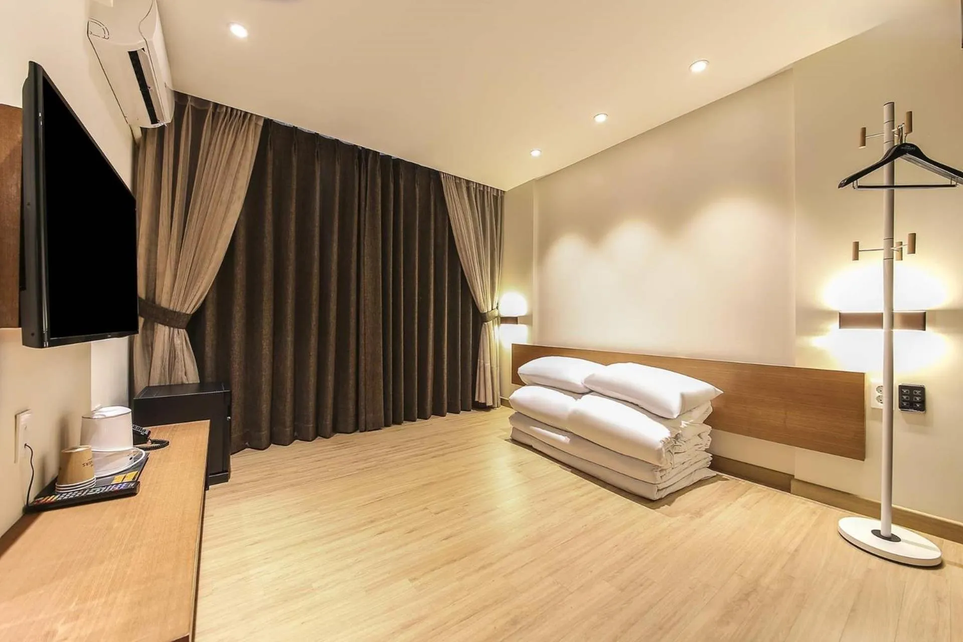 Bed in Winners Hotel