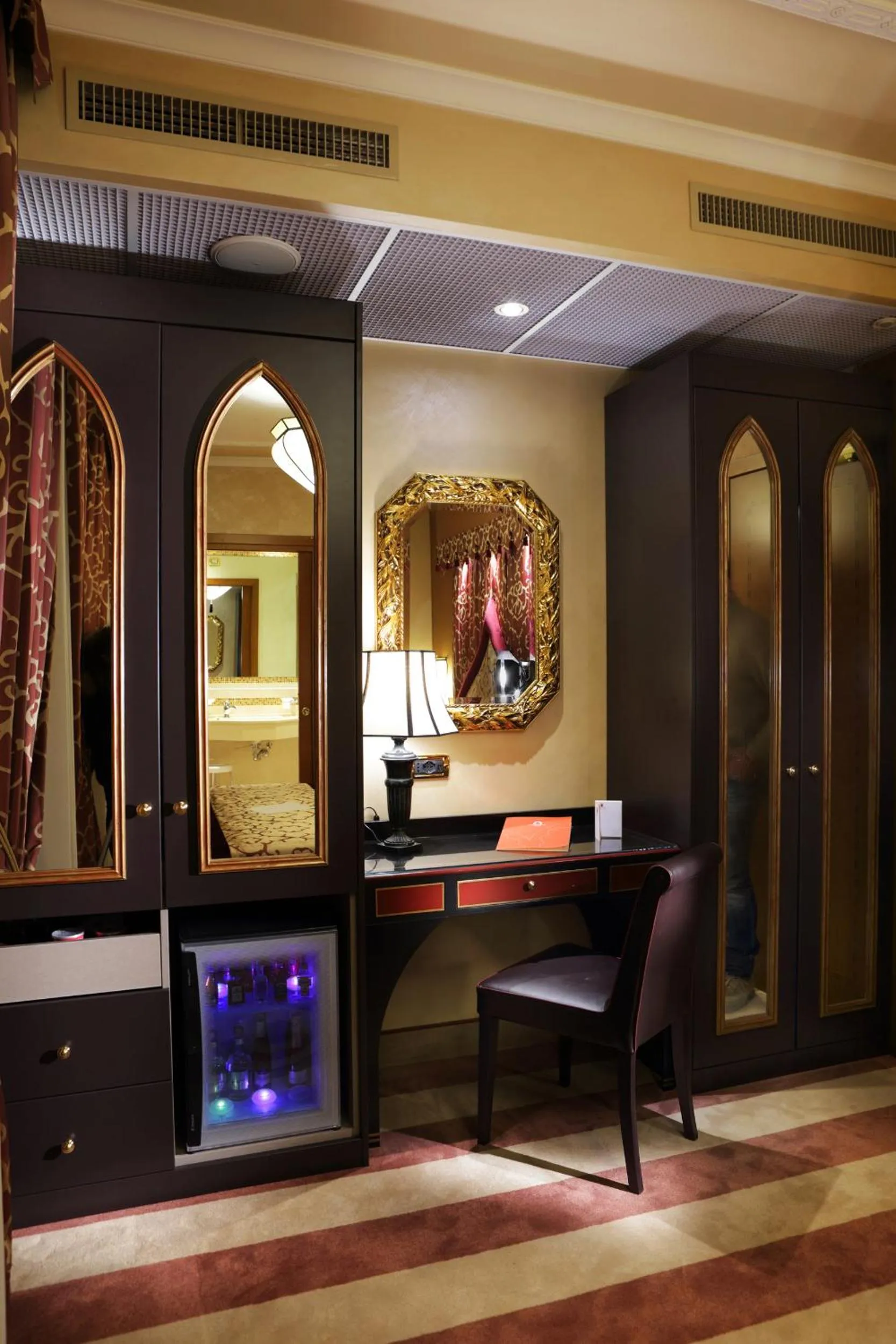 Seating area in Ai Mori d'Oriente