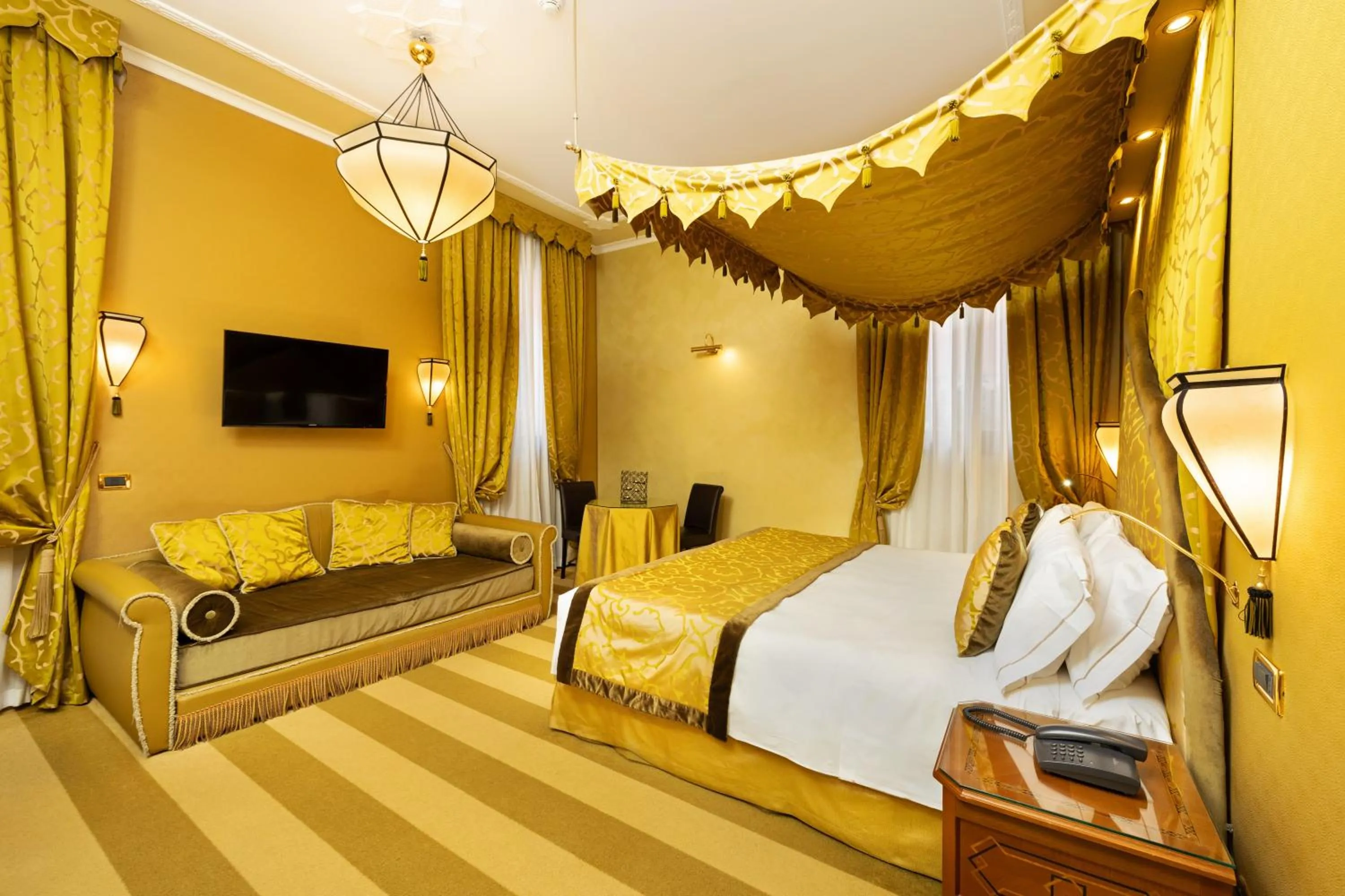 Bed in Ai Mori d'Oriente