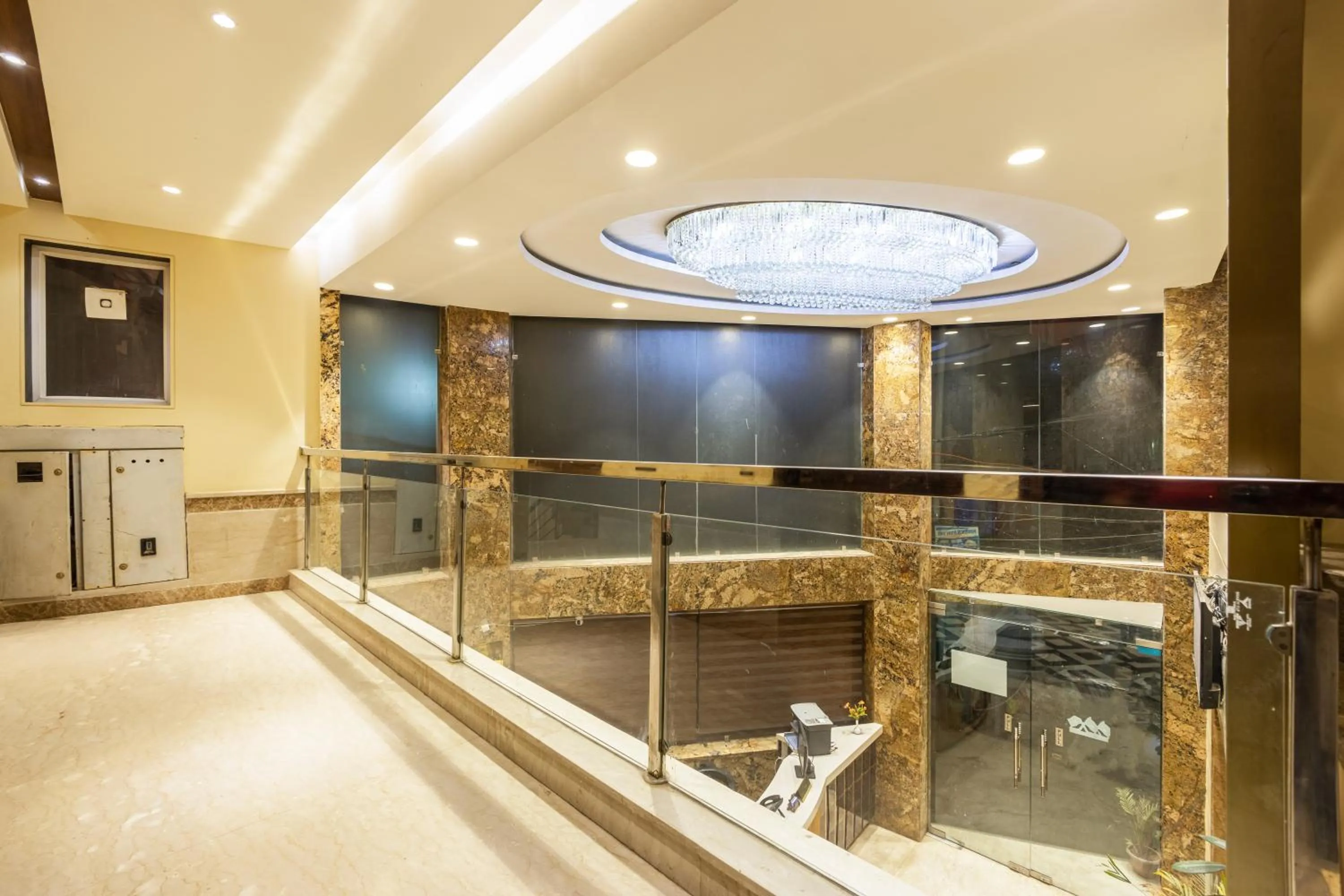 The Vanson Delite "Newly Rebuilt 2026" - Near New Delhi Station & Connaught Place