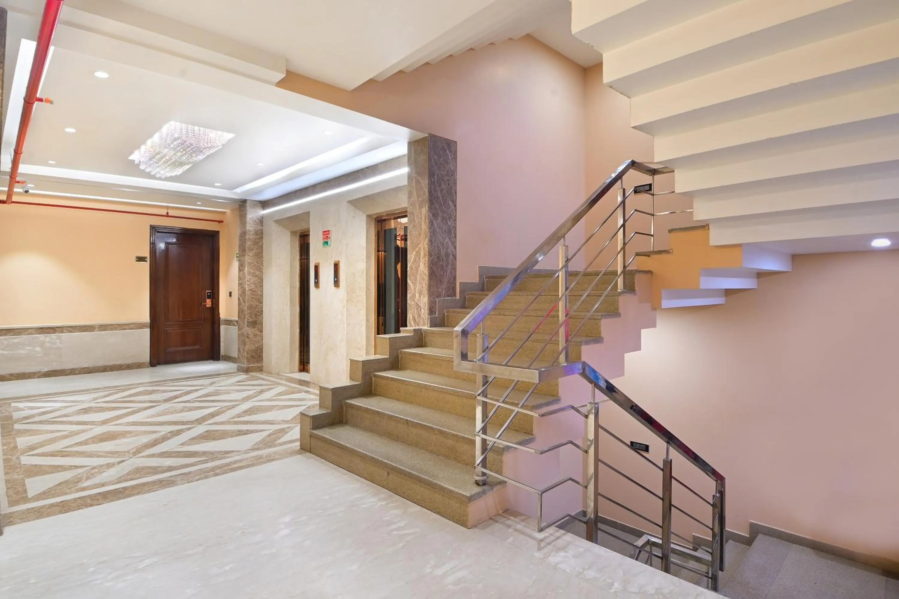 Property building in Hotel Vanson Delite - New Delhi Railway Station