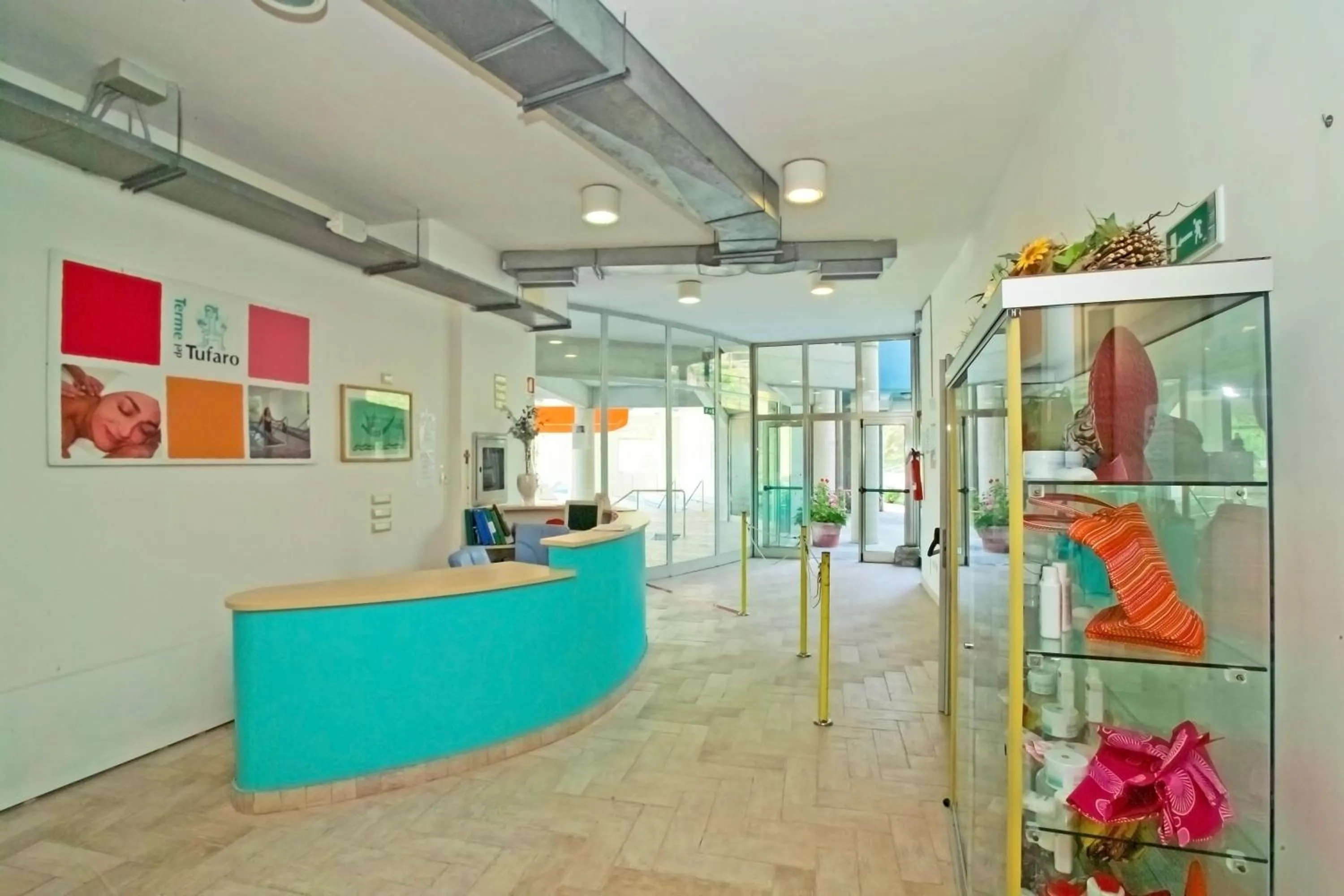 On-site shops in Terme Del Tufaro