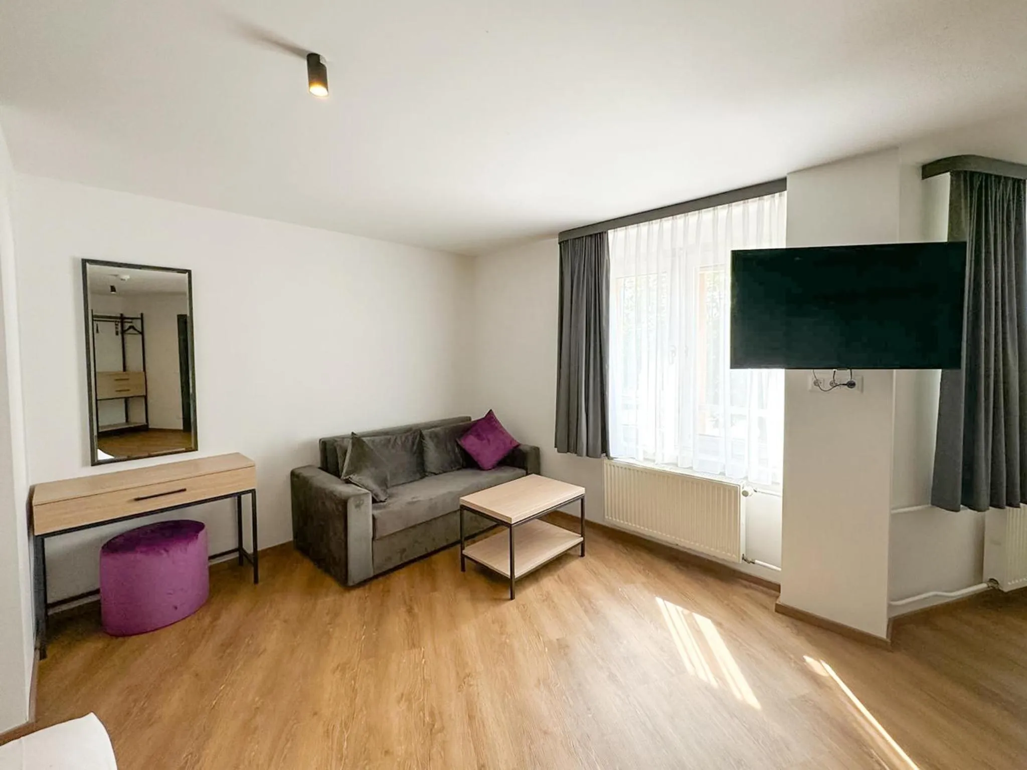 Seating area in DORMERO Hotel Rüsselsheim Airport-Frankfurt