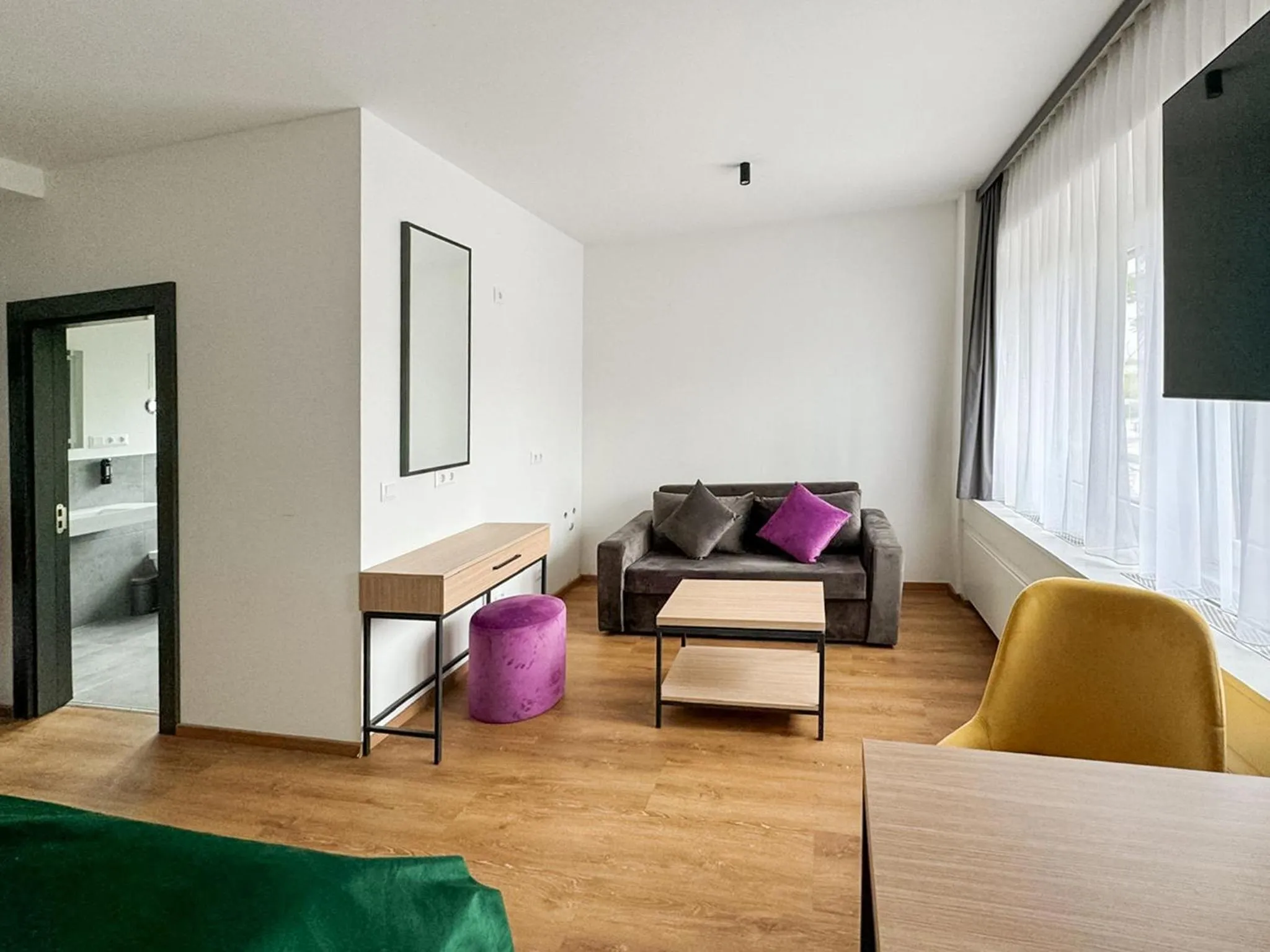 Photo of the whole room in DORMERO Hotel Rüsselsheim Airport-Frankfurt