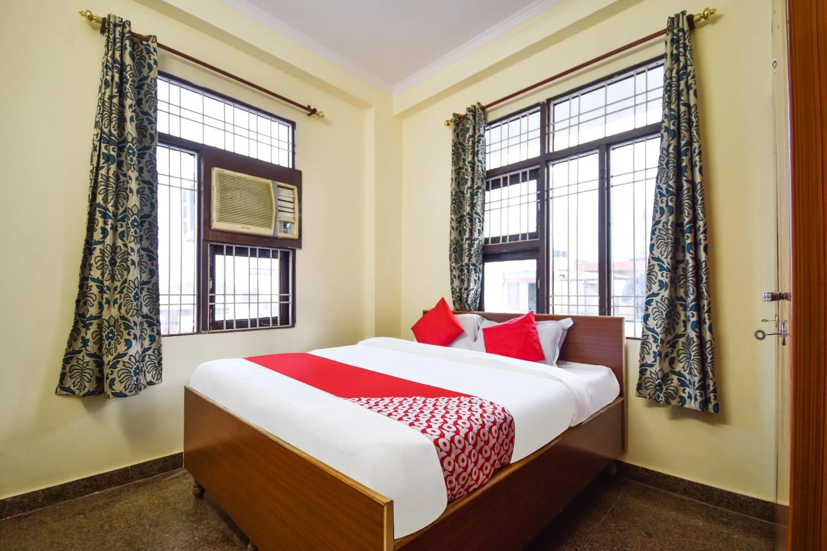 Bedroom, Bed in Hotel O Pragati Inn