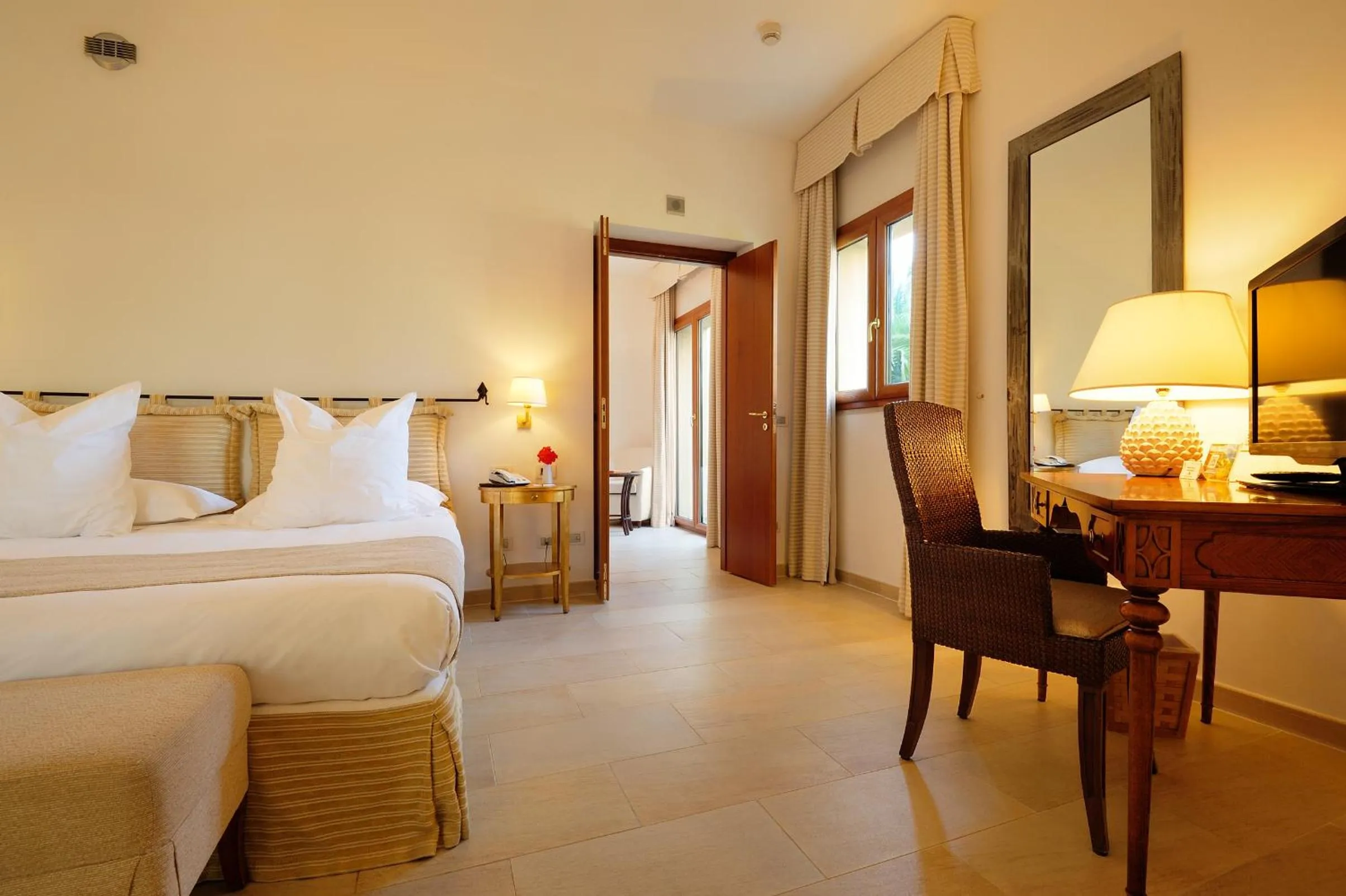 TV and multimedia, Bed in Alberi del Paradiso