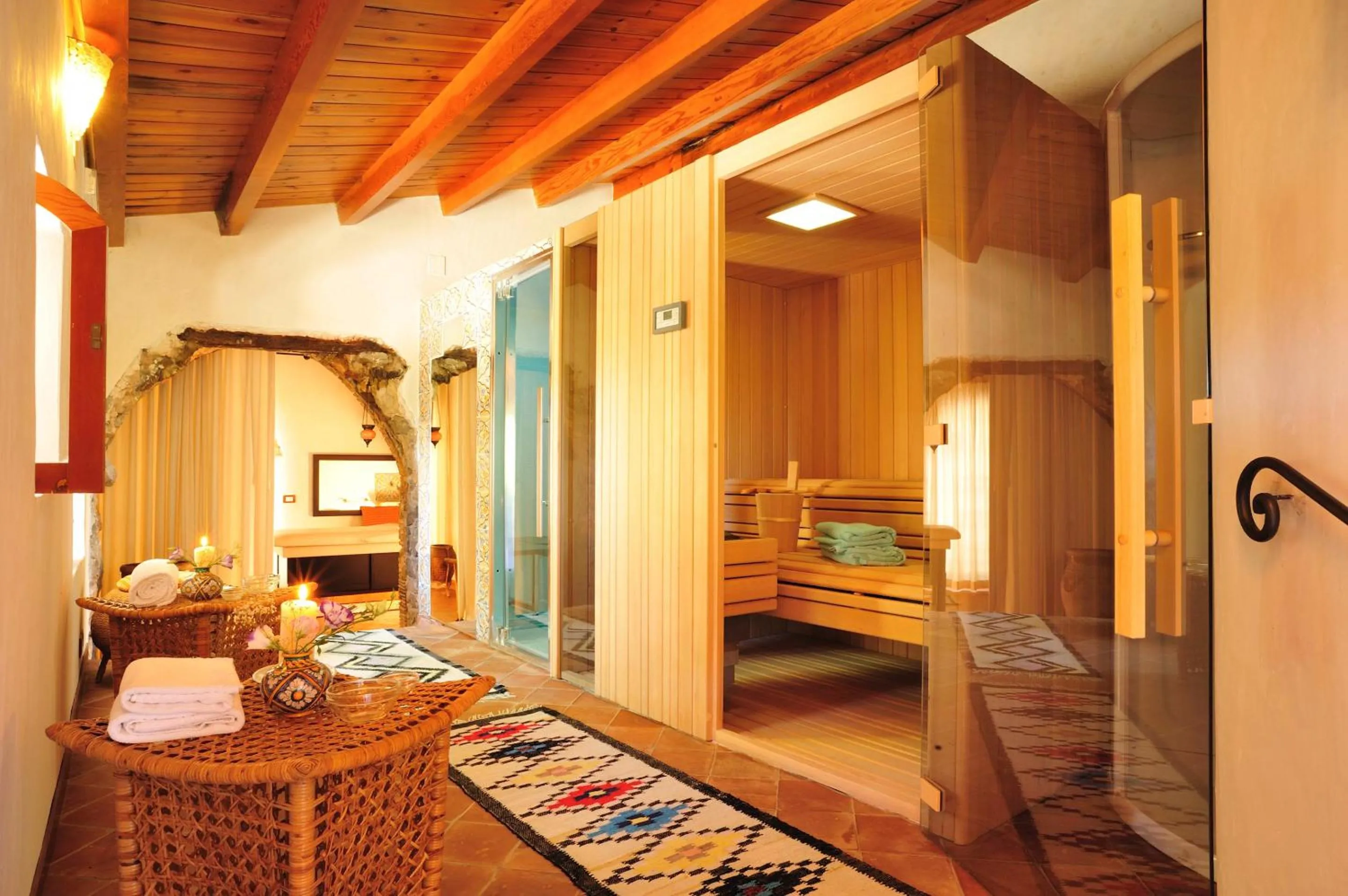 Spa and wellness centre/facilities, Bed in Alberi del Paradiso