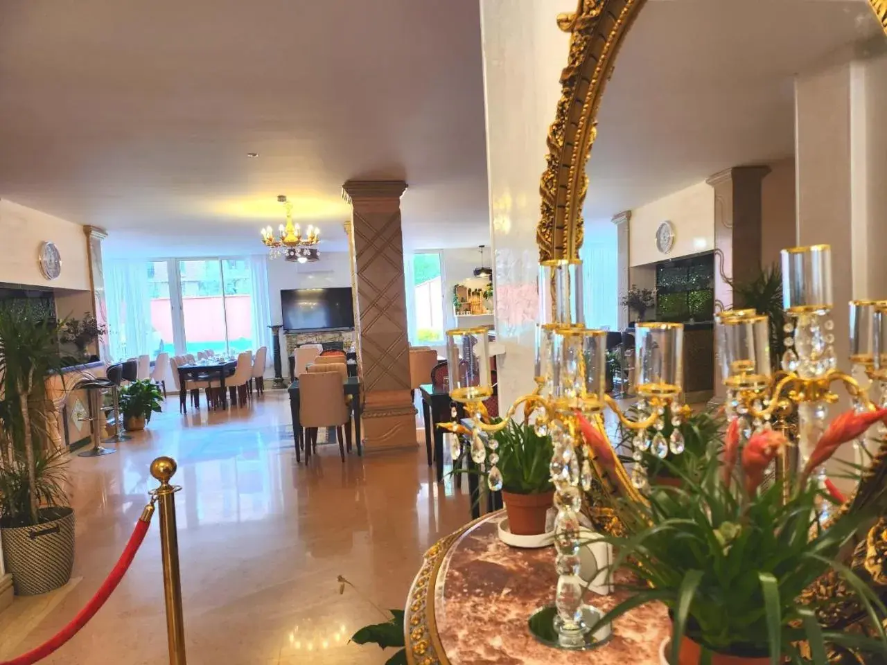 Lobby or reception in HOTEL ROYAL Paris Ivry Lobby or reception in HOTEL ROYAL Paris Ivry