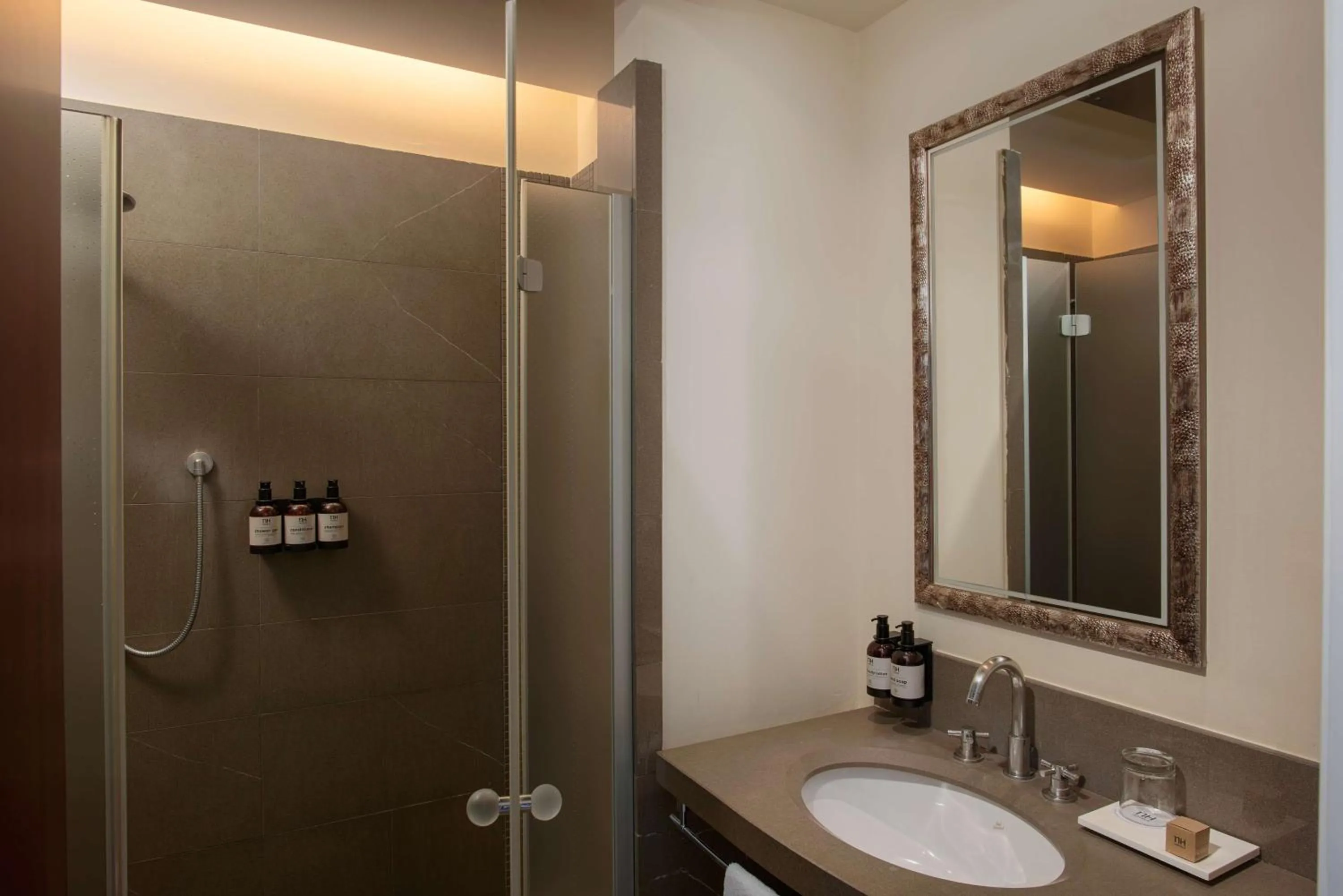 Bathroom in NH Bergamo